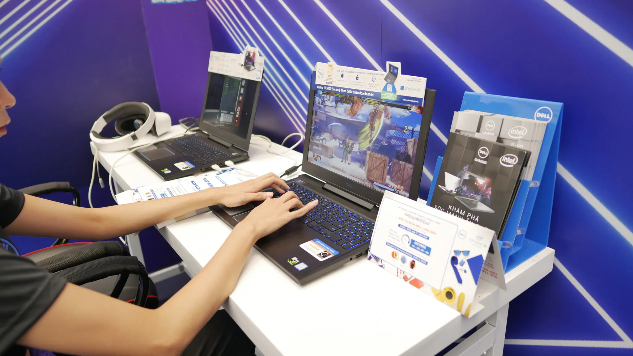 Trải nghiệm sản phẩm cùng A DAY WITH DELL