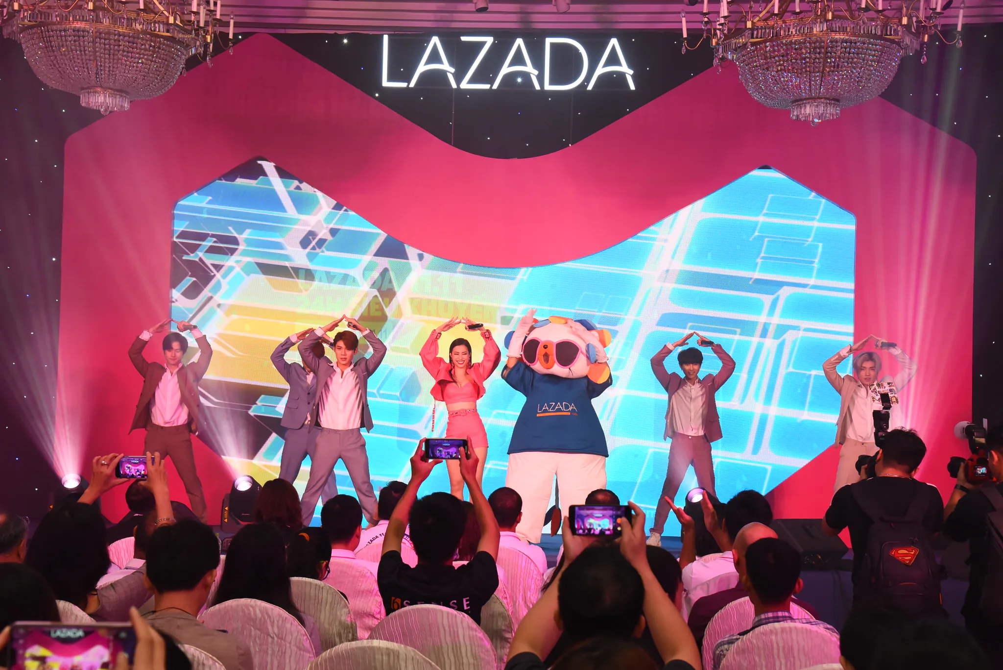 Lazada cam kết hỗ trợ cho tám triệu người khởi nghiệp cũng như các DNVVN đến năm 2030