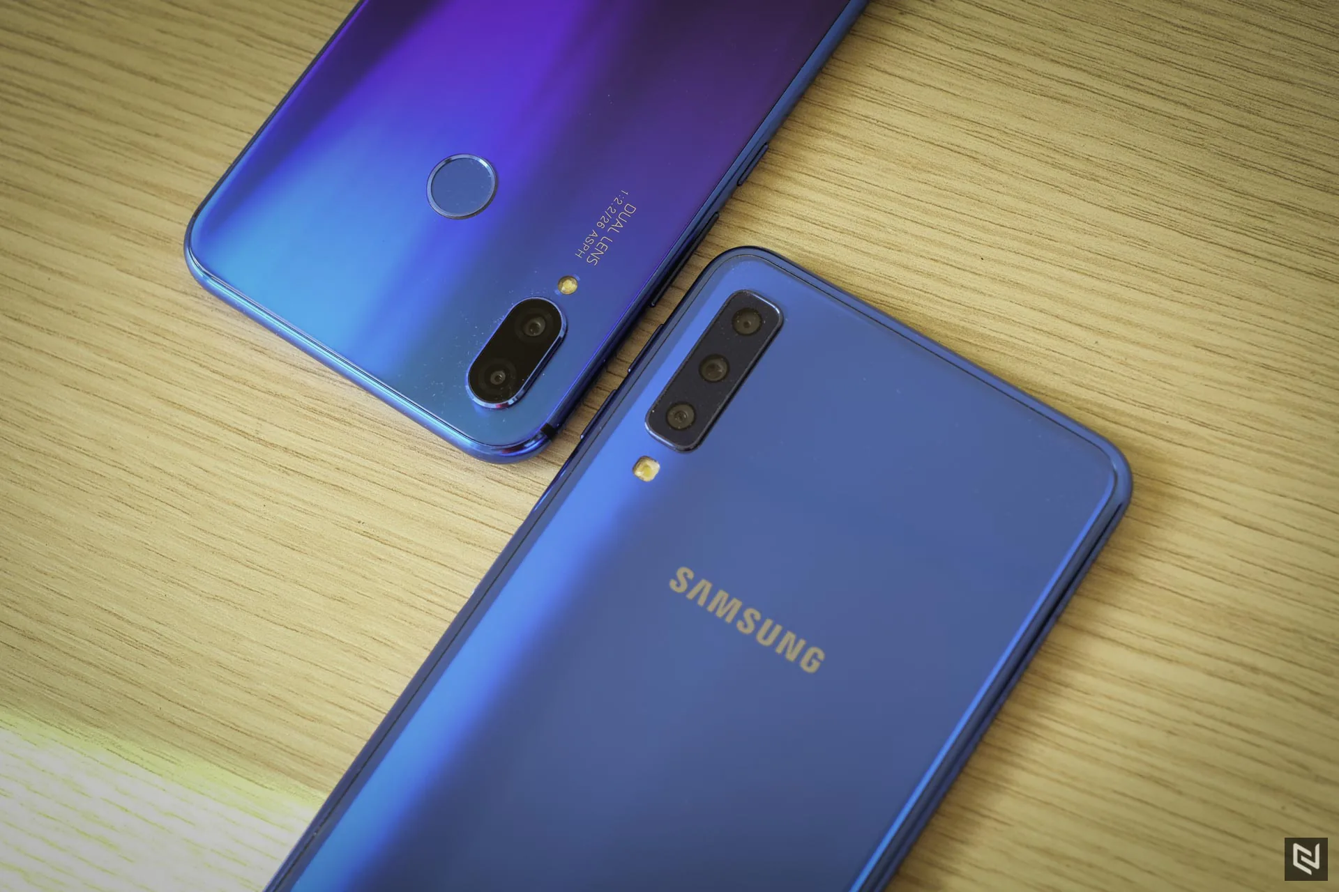 Huawei Nova 3i vs Galaxy A7 2018, hai đối thủ nặng ký tầm trung
