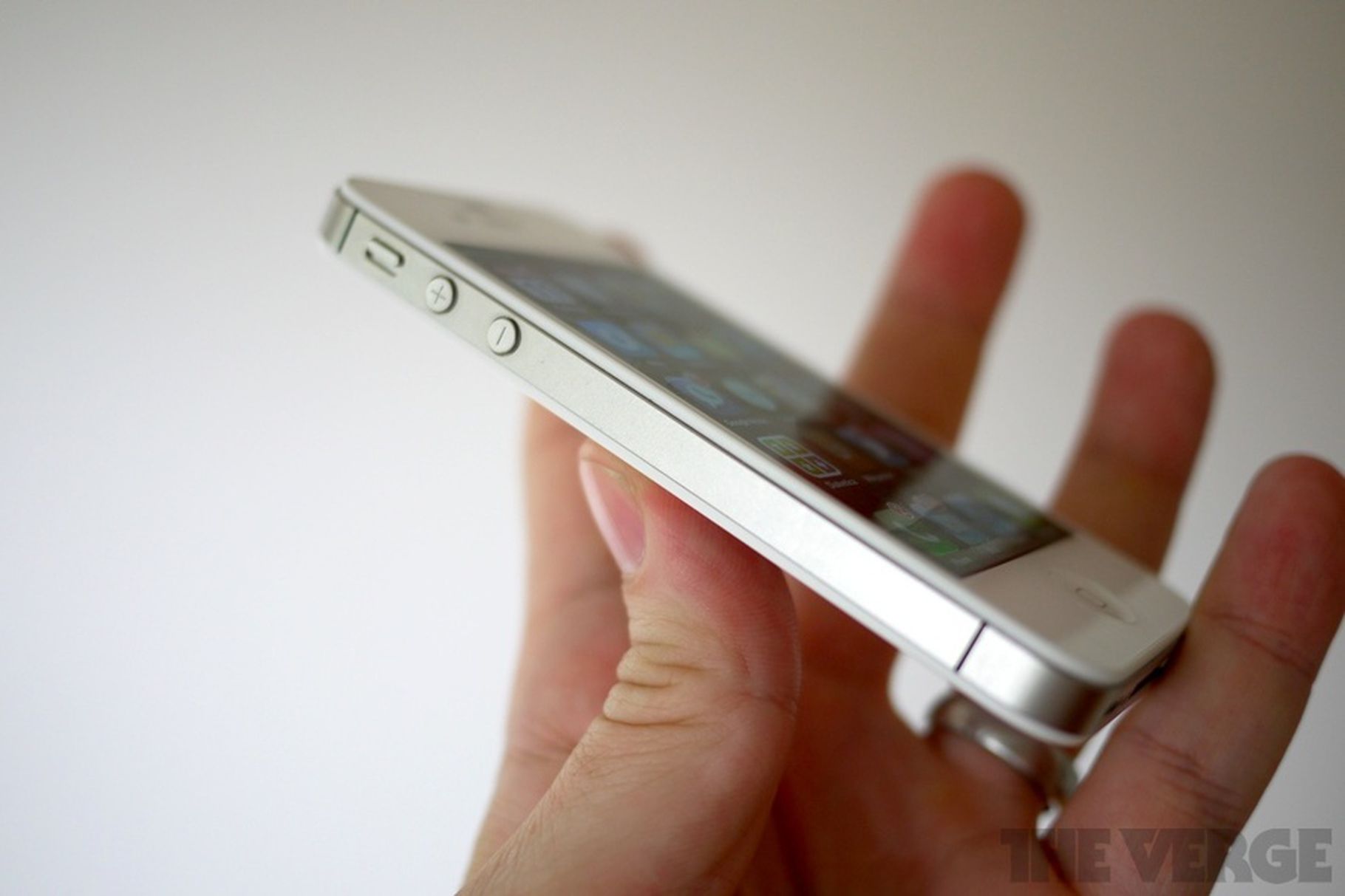 Apple có thể sẽ triển khai chương trình sửa chữa cho các thiết bị cũ như iPhone 4S và các thiết bị từ 2012