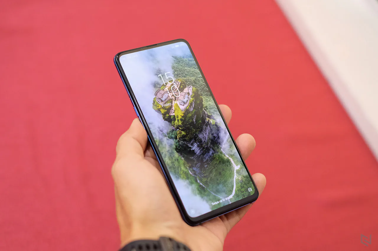 Cận cảnh Xiaomi Mi MIX 3 sẽ lên kệ tại Việt Nam trong thời gian tới