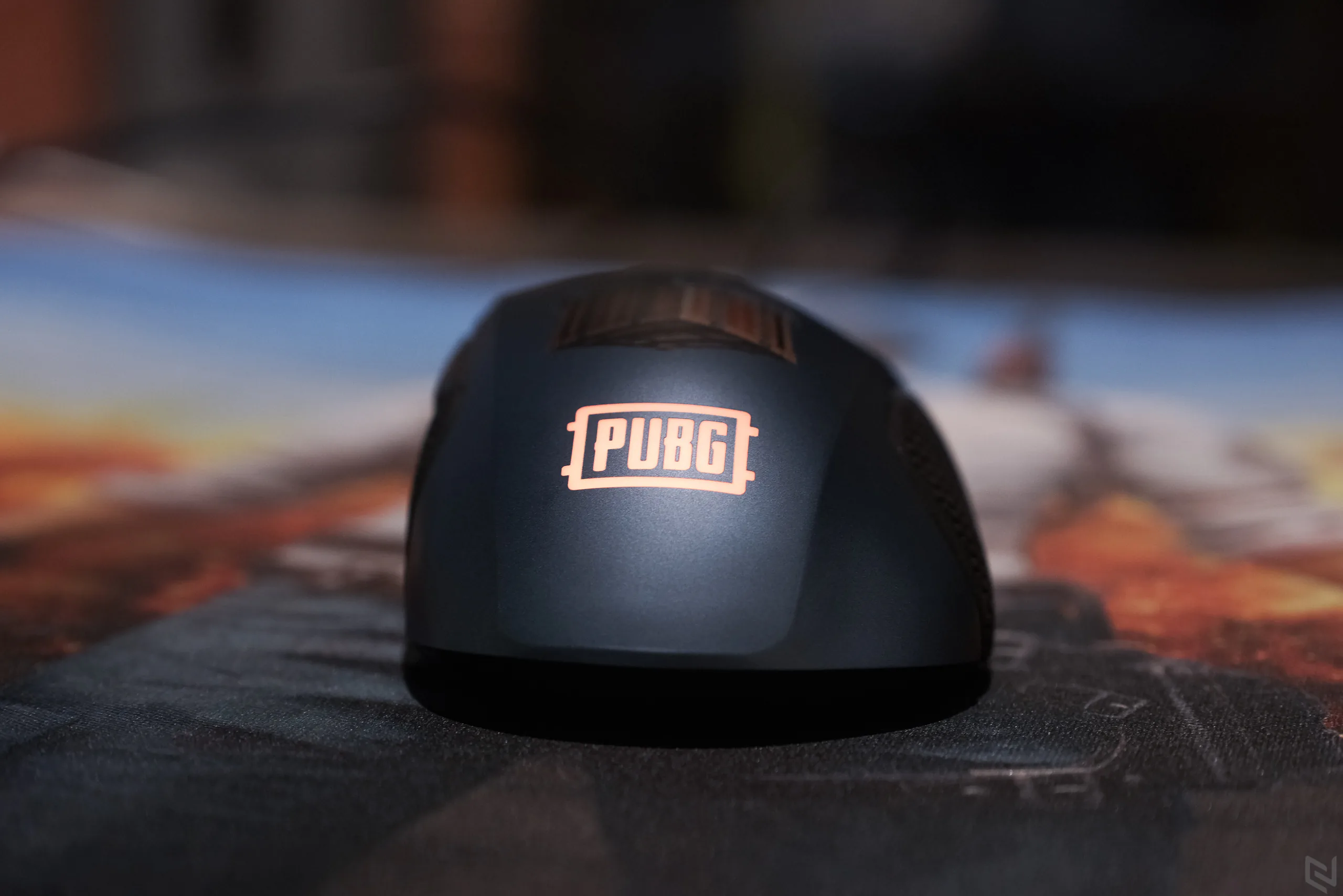 "Chạy bo" phong cách hơn với bộ gaming gear custom PUBG từ SteelSeries