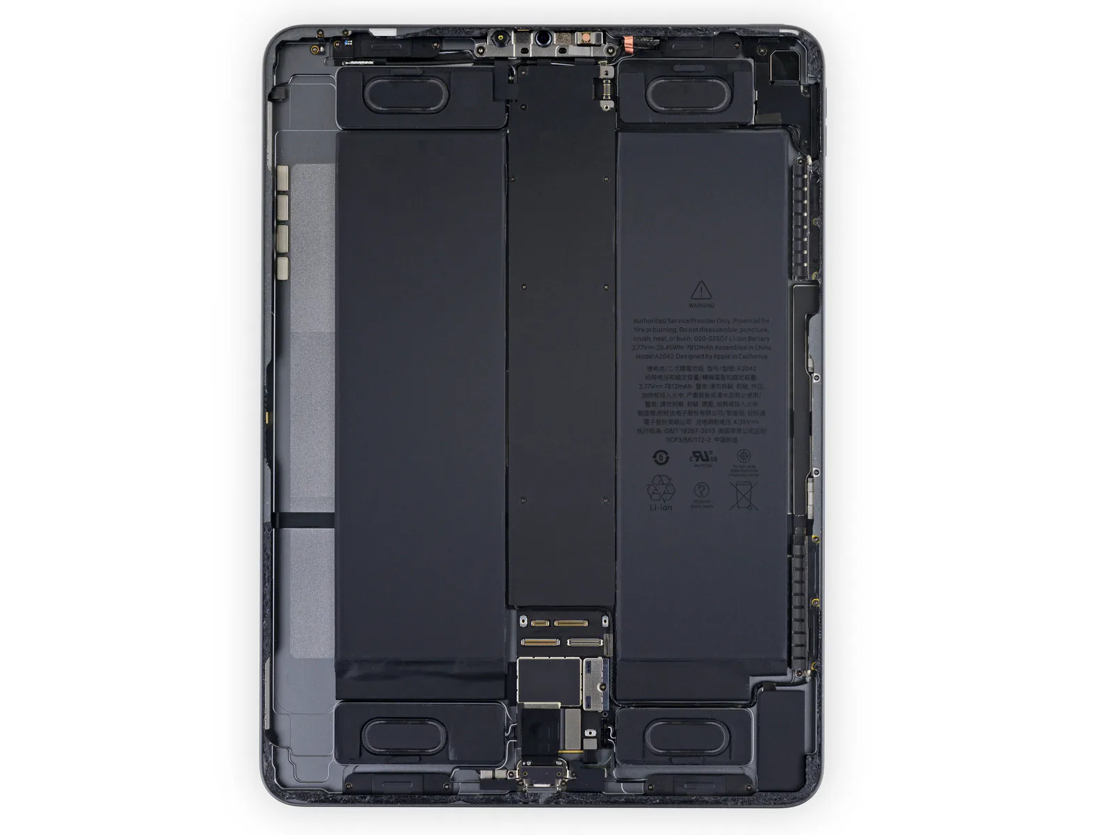 Bên trong iPad Pro 11": Rất gọn gàng, sử dụng cổng USB-C module dễ thay thế