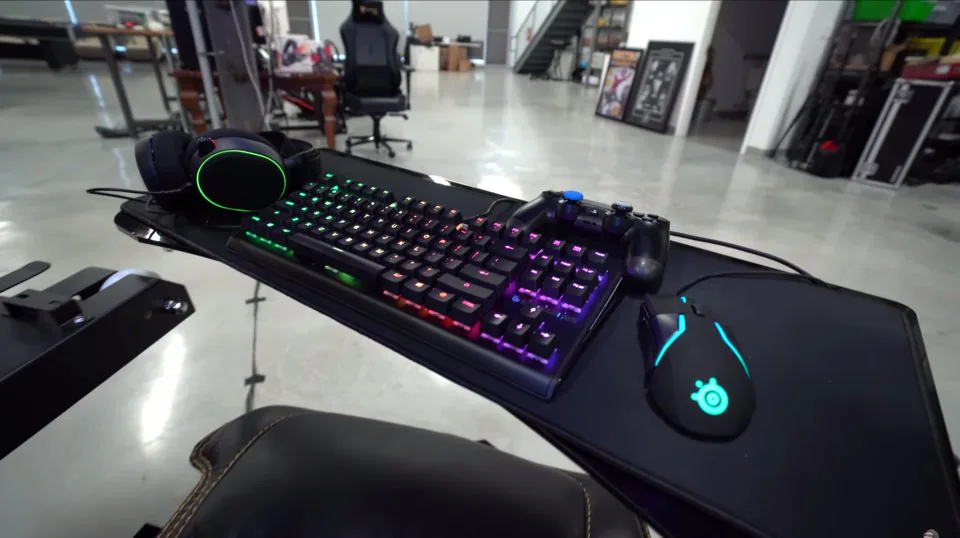Đây là bộ Gaming PC Setup có giá lên đến $30.000 đô