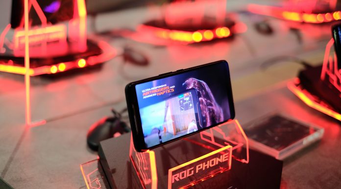 ASUS ROG Phone chính thức trình làng, kỷ nguyên mới cho game thủ
