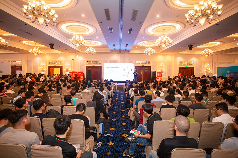 Vietnam Web Summit 2018 – Các tập đoàn lớn tụ hội nói về xu hướng vàng cho thị trường công nghệ năm 2019