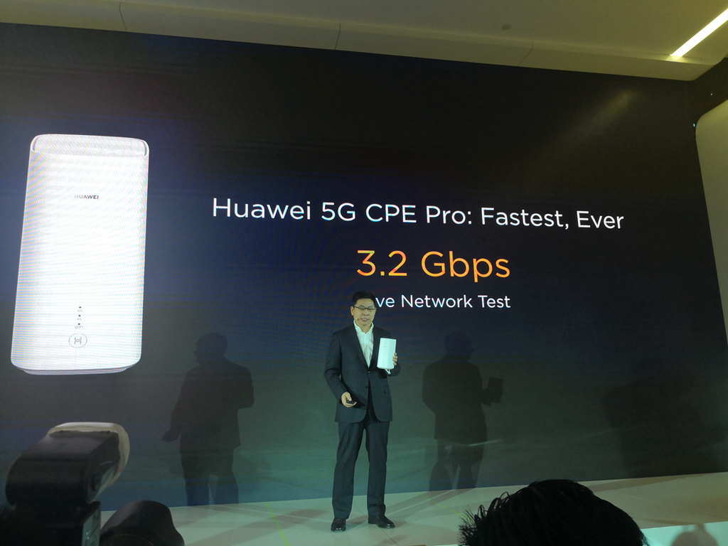 Huawei ra mắt chip 5G đa chế độ Balong 5000 và Router 5G CPE Pro nhanh nhất thế giới