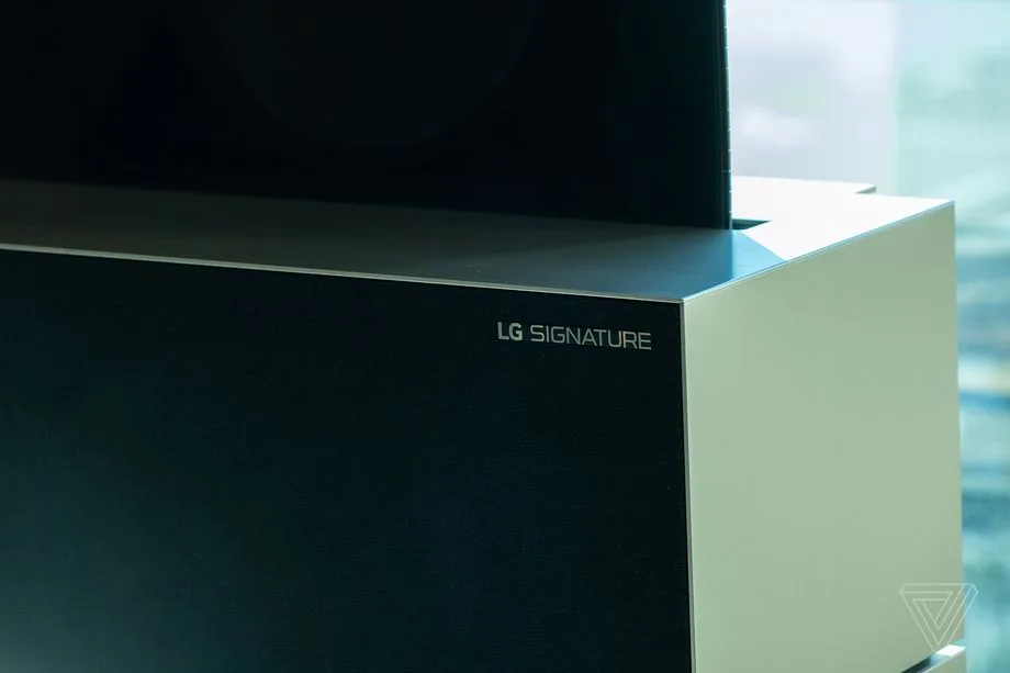 CES 2019: Chiêm ngưỡng chiếc TV 'cuộn được' đến từ LG
