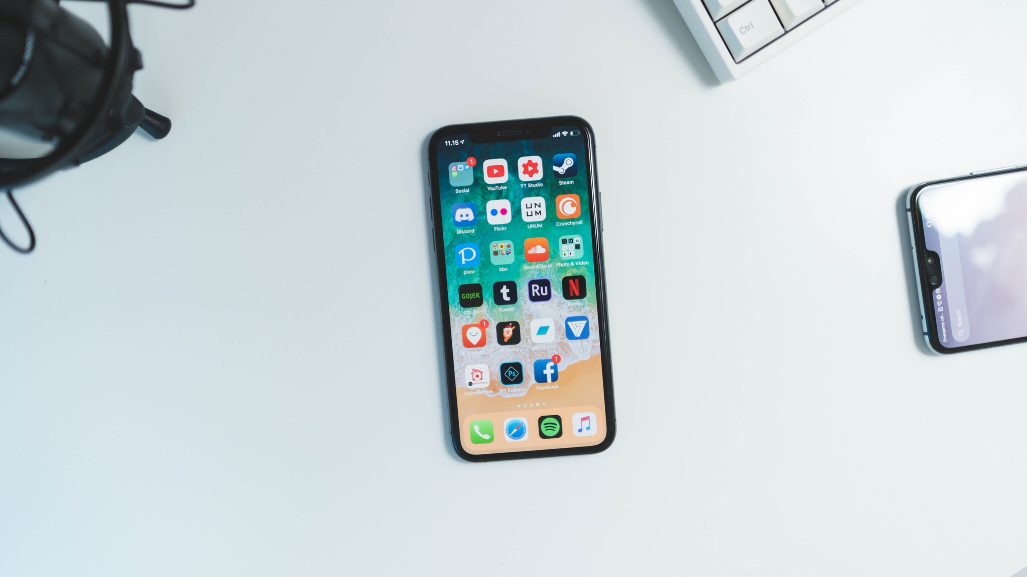 Apple sẽ phát hành ba chiếc iPhone trang bị màn hình OLED vào năm 2020