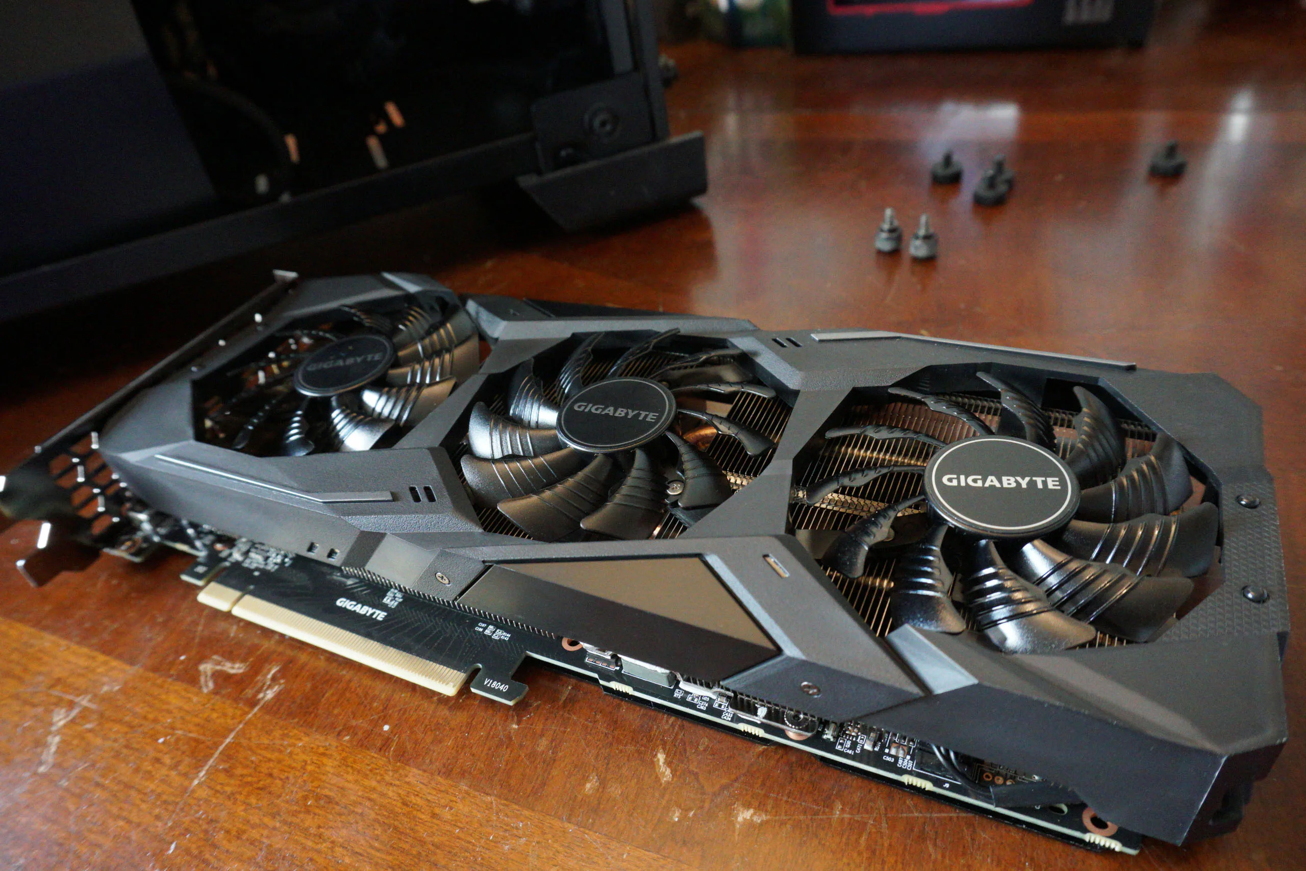 Trên tay Gigabyte GeForce RTX 2070 Windforce: Giá ngon với hiệu năng đem lại