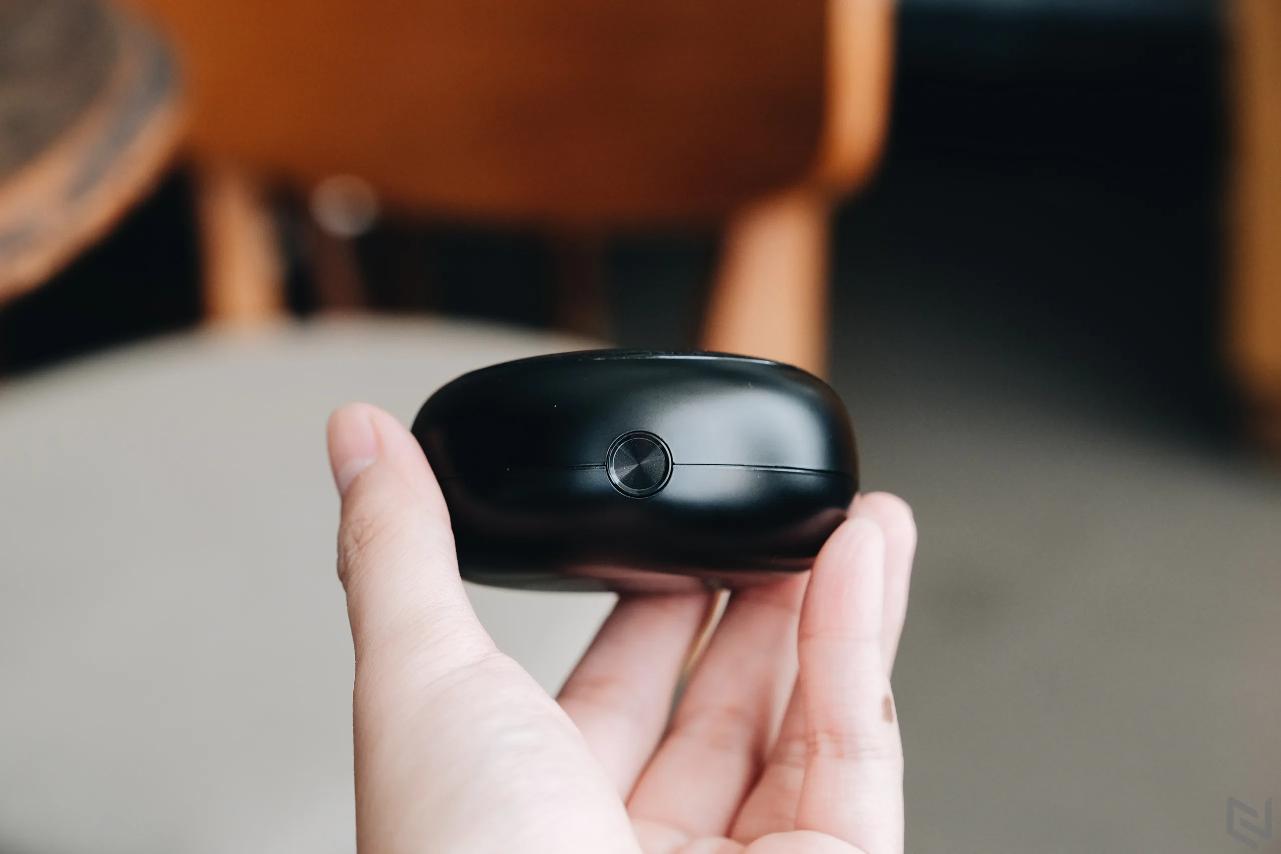Đánh giá tai nghe không dây Tronsmart Encore Spunky Buds TWS: Chống nước IPX5, cảm ứng chạm, giá 1.1 triệu