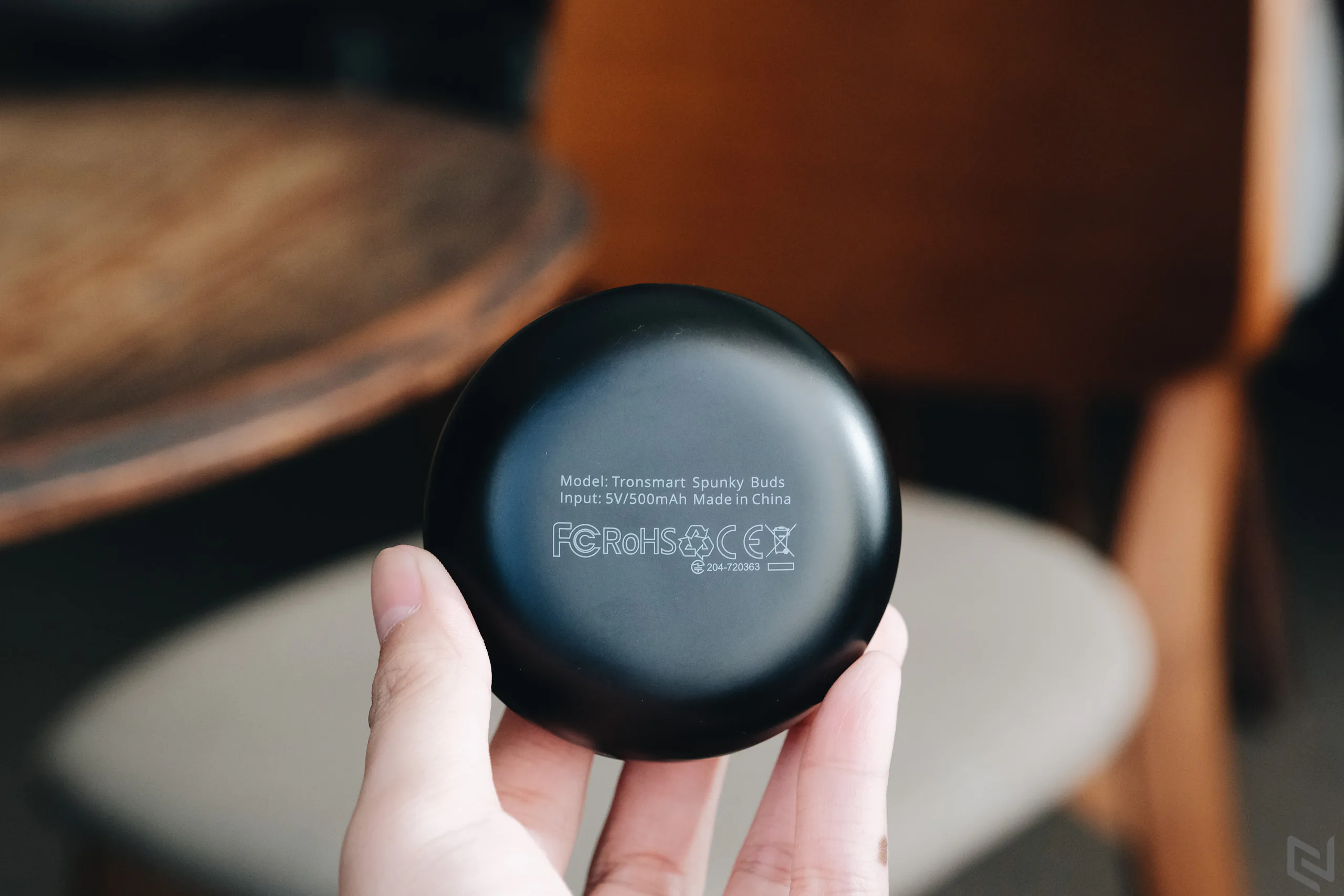 Đánh giá tai nghe không dây Tronsmart Encore Spunky Buds TWS: Chống nước IPX5, cảm ứng chạm, giá 1.1 triệu
