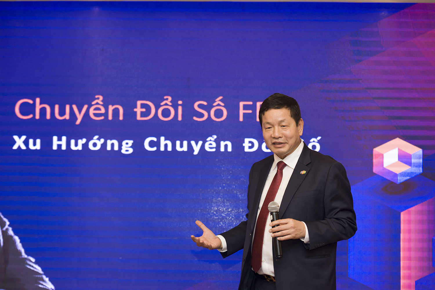 FPT đối thoại về Chuyển đổi số (Big DATA, IoT, Cloud,...) với 30 doanh nghiệp hàng đầu Việt Nam