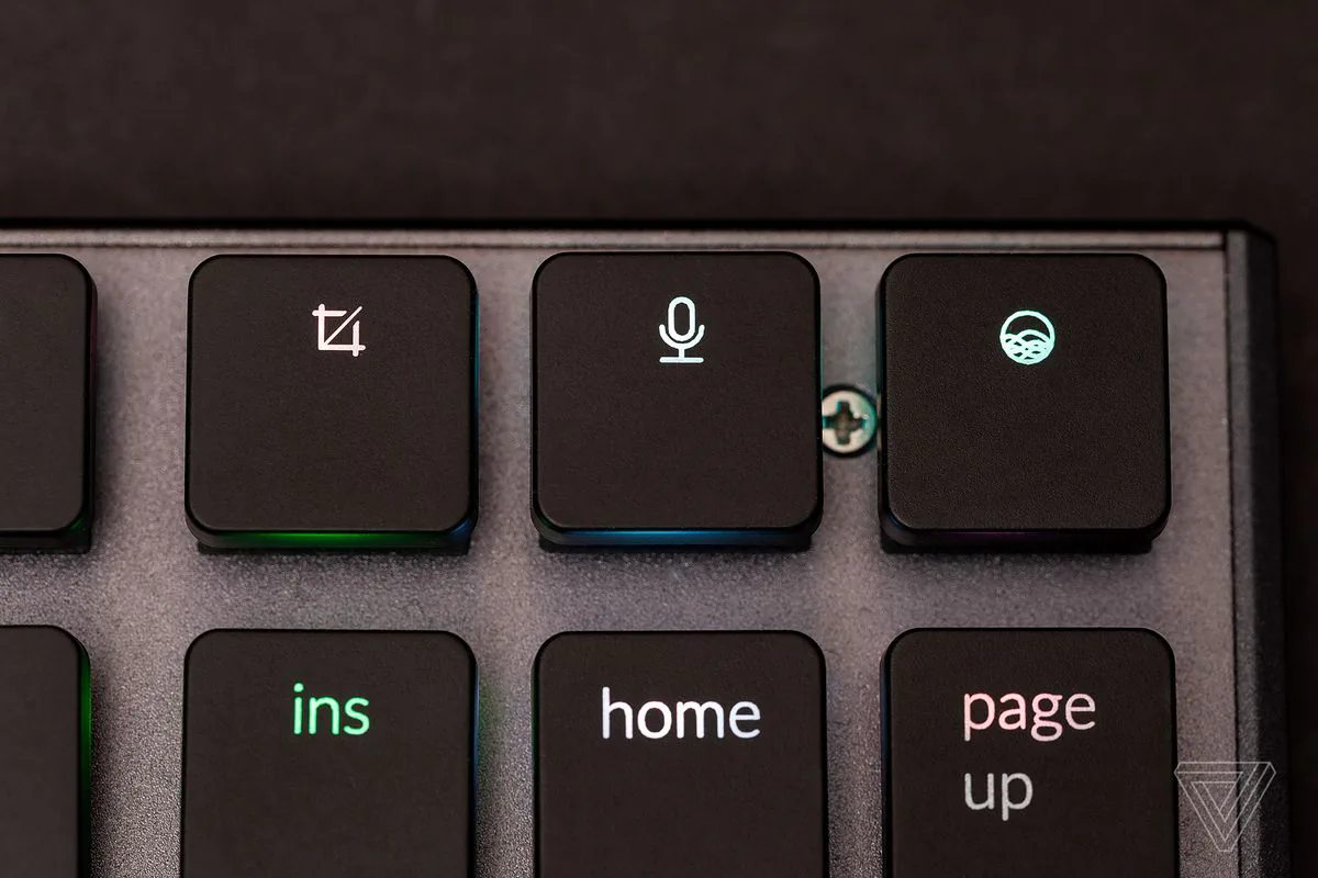 Trên tay Keychron K1, chiếc bàn phím cơ không dây rất mỏng và gần như hoàn hảo cho máy Mac