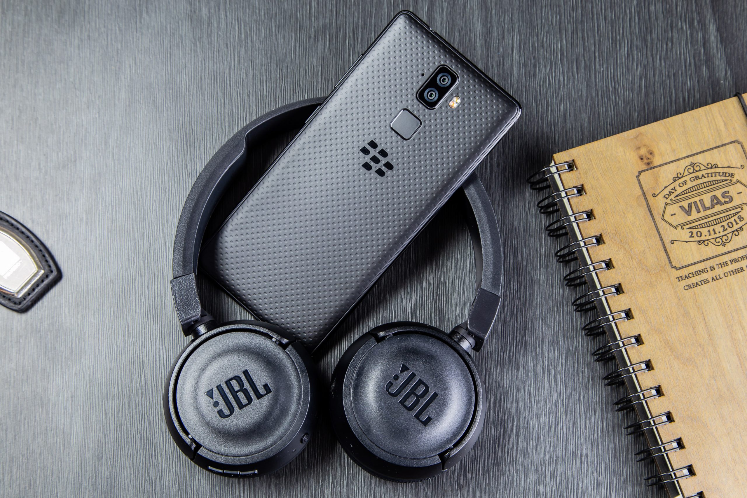 BlackBerry sẽ kết hợp cùng với JBL trong buổi ra mắt BlackBerry Evolve vào ngày mai?