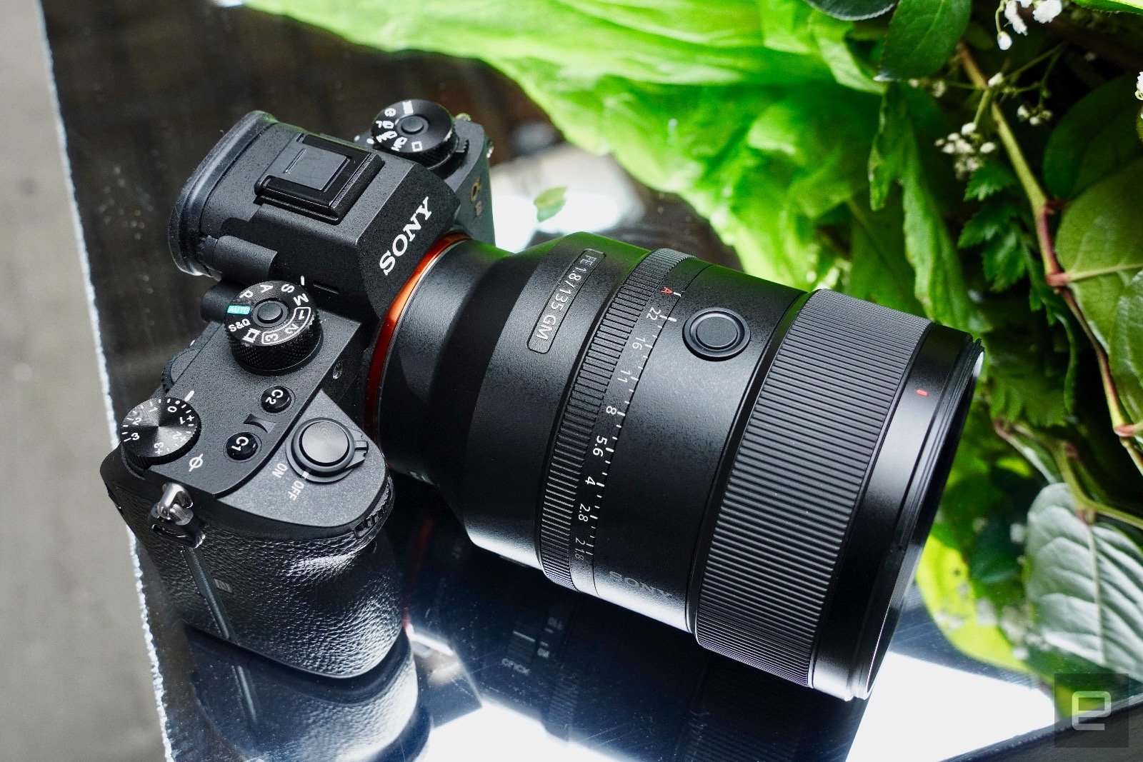 Sony ra mắt lens tele ngàm full-frame 135mm f/1.8 G Master, dành cho chân dung và hiệu ứng bokeh