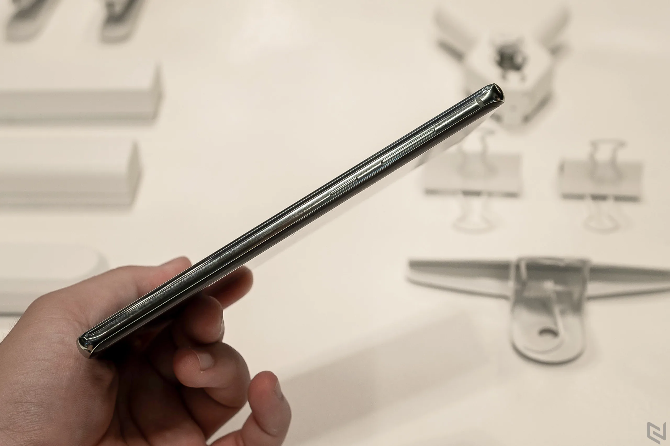 Trên tay bộ đôi Galaxy S10 và Galaxy S10+ tại Việt Nam trong ngày đầu ra mắt