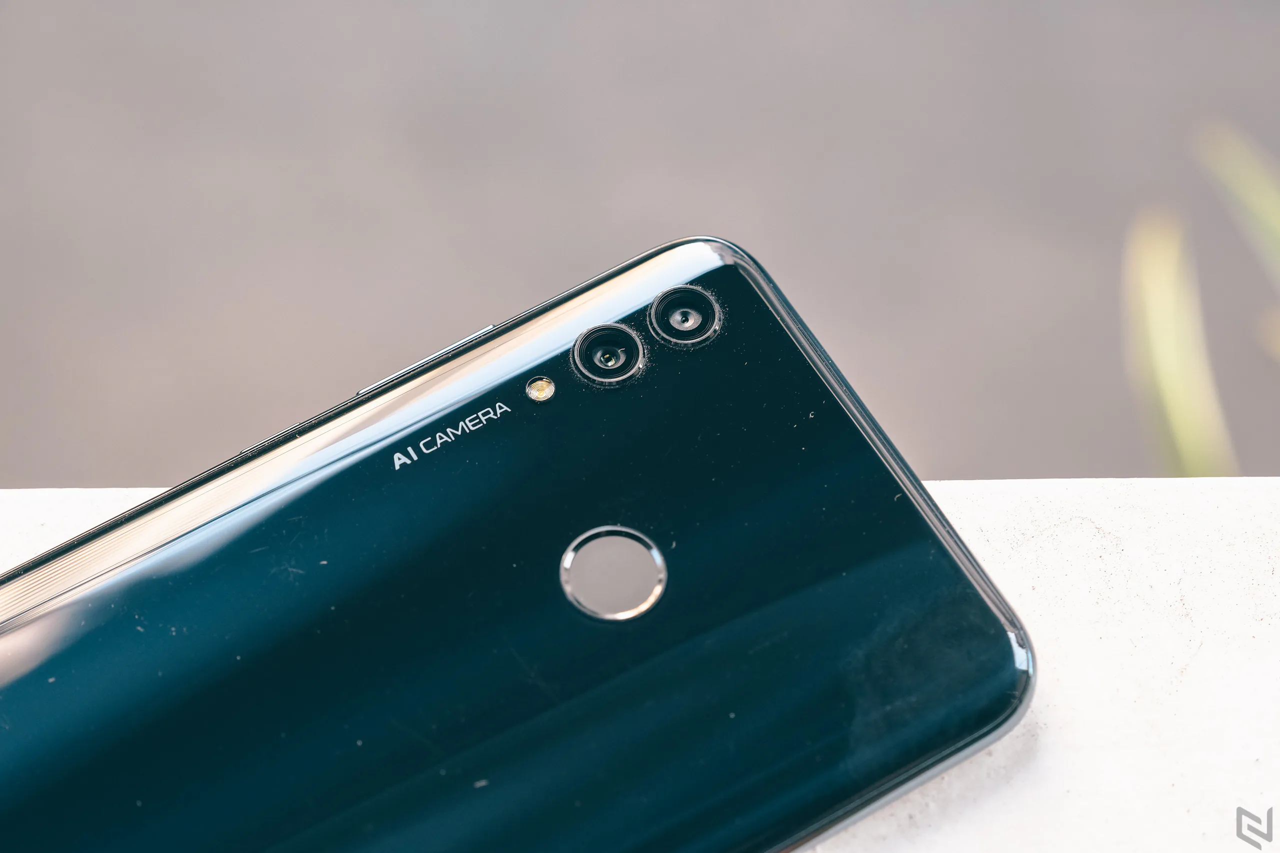 Trên tay Honor 10 Lite - Thiết kế đẹp, màn hình đẹp chỉ với 5 triệu đồng