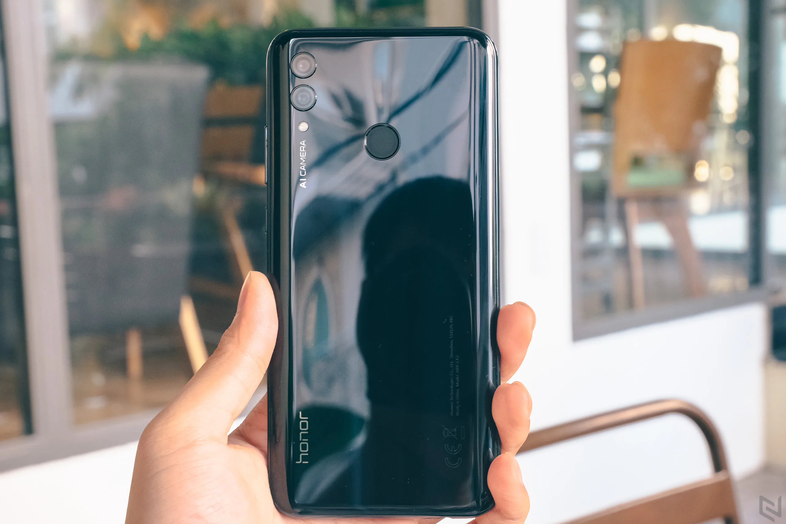 Trên tay Honor 10 Lite - Thiết kế đẹp, màn hình đẹp chỉ với 5 triệu đồng