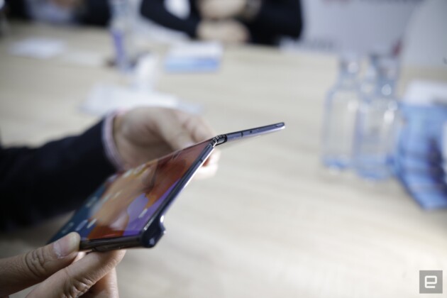 Cận cảnh smartphone gập Huawei X tại sự kiện MWC 2019