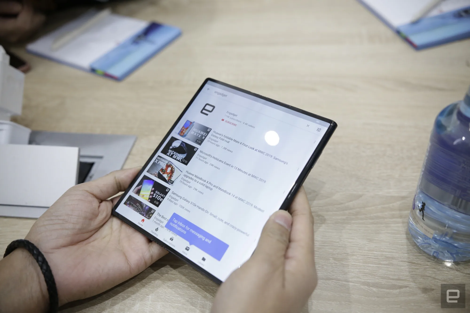 Cận cảnh smartphone gập Huawei X tại sự kiện MWC 2019
