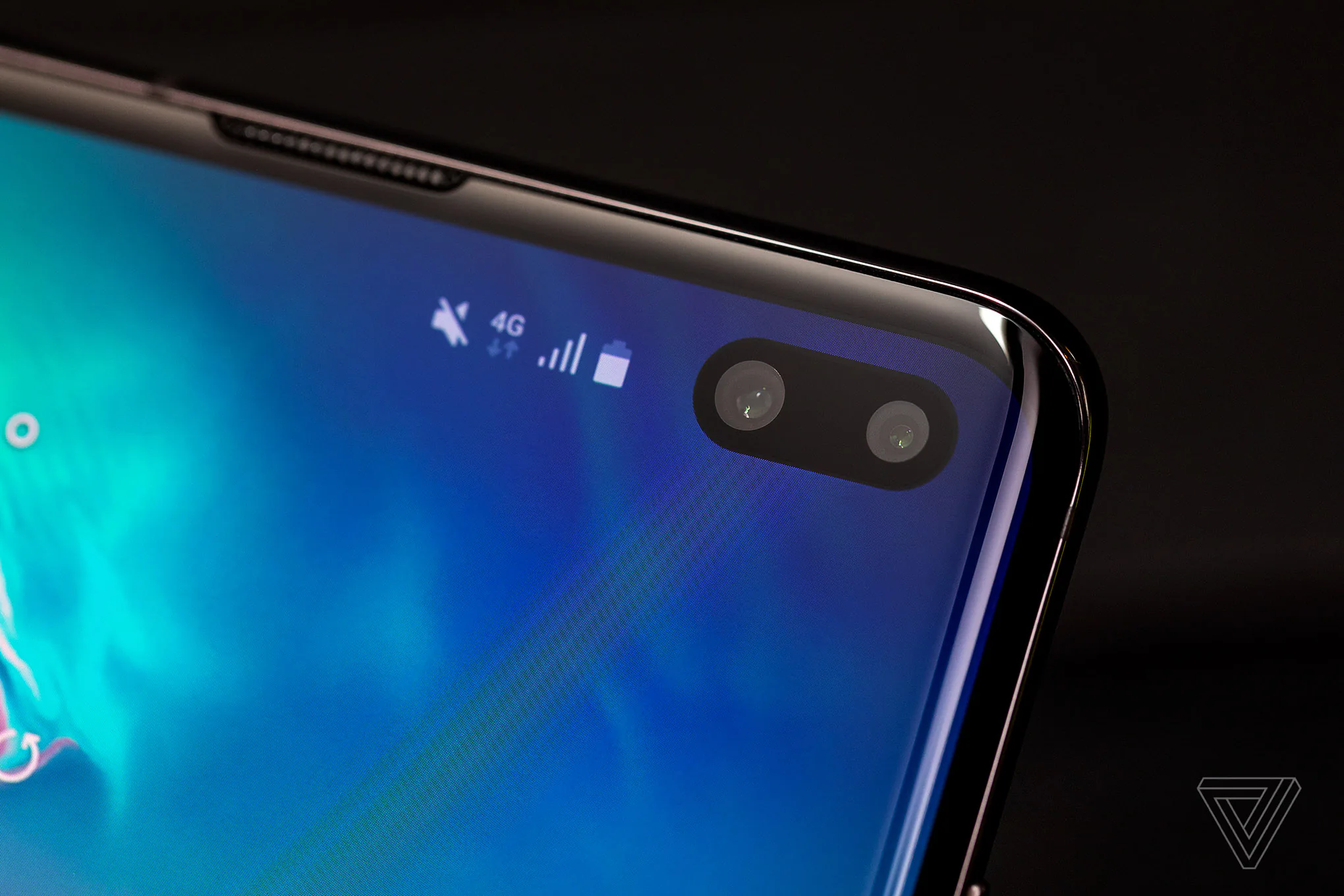 Samsung ra mắt Galaxy S10: Quên tai thỏ đi, chào mừng đến với kỷ nguyên màn hình hoàn toàn mới