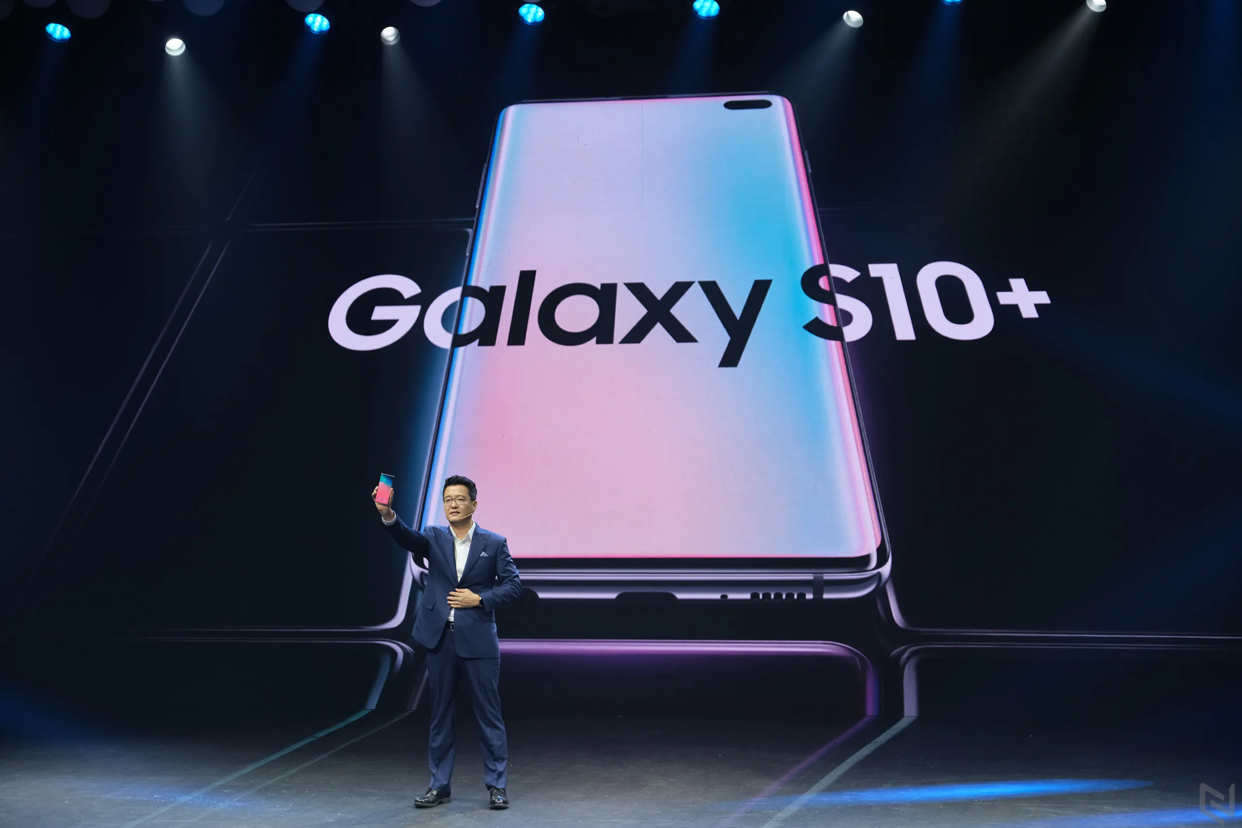 Samsung ra mắt Galaxy S10, S10+ và S10e tại Việt Nam, giá cao nhất 33.99 triệu cho phiên bản 12GB RAM, 1TB ROM