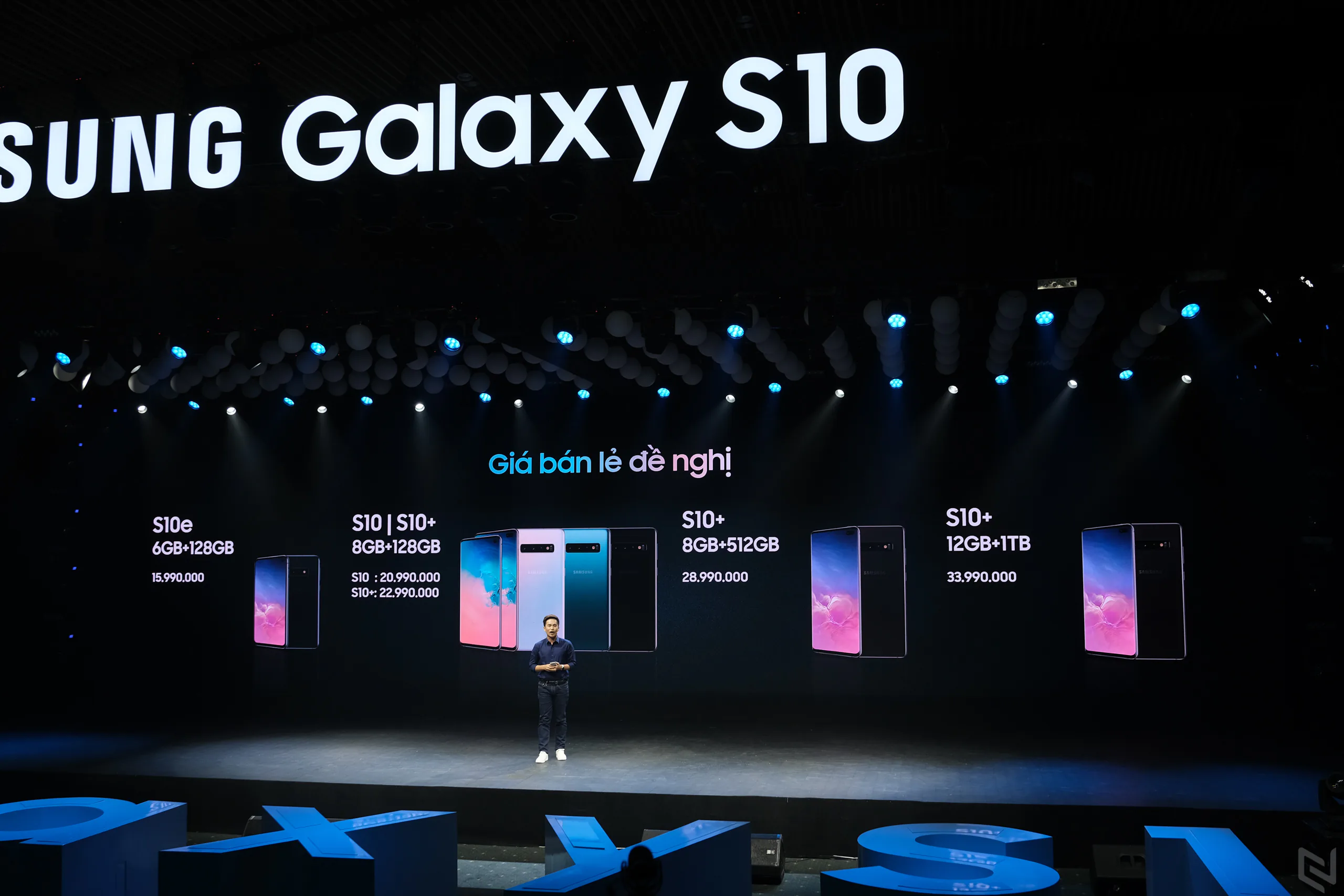 Samsung ra mắt Galaxy S10, S10+ và S10e tại Việt Nam, giá cao nhất 33.99 triệu cho phiên bản 12GB RAM, 1TB ROM