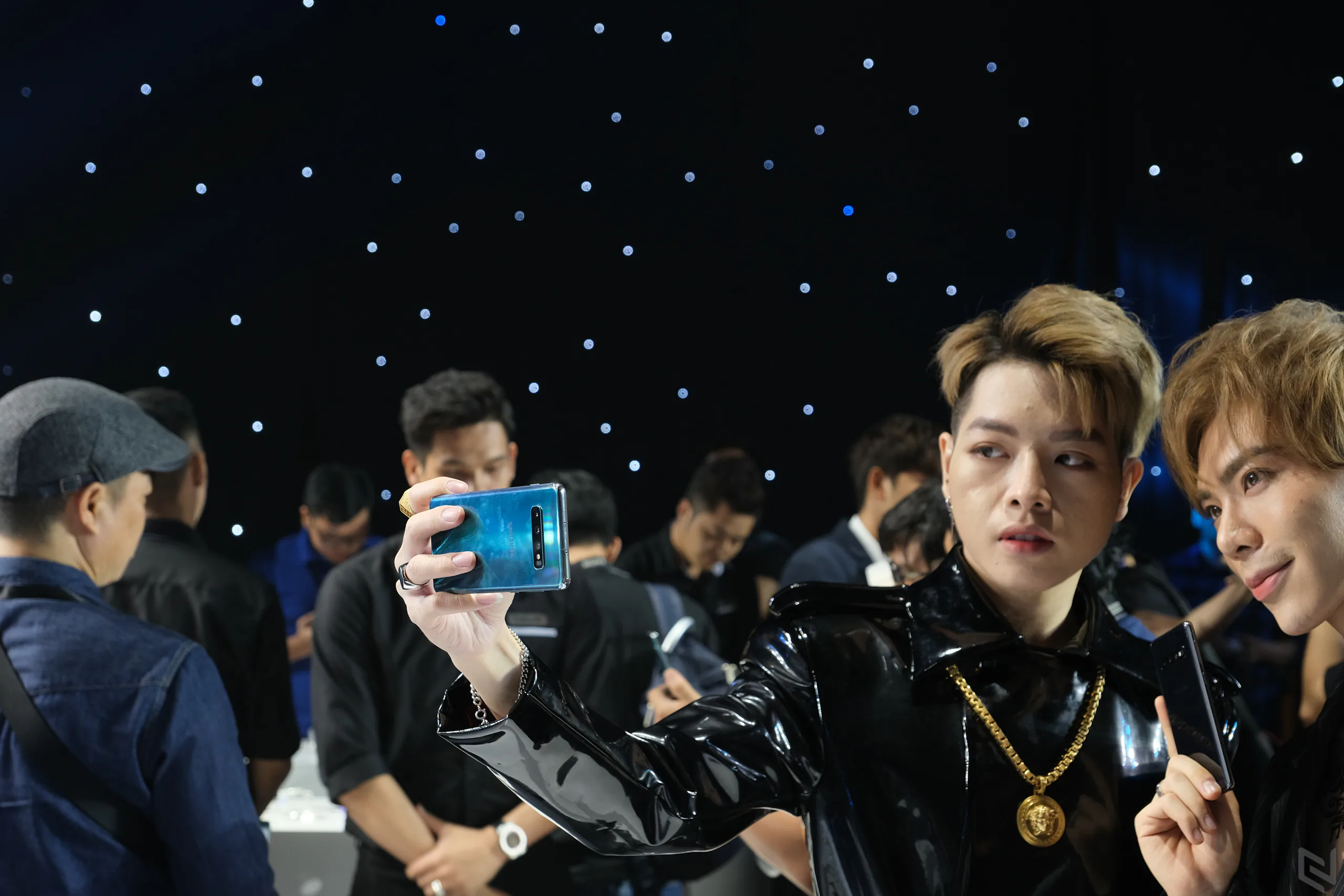 Samsung ra mắt Galaxy S10, S10+ và S10e tại Việt Nam, giá cao nhất 33.99 triệu cho phiên bản 12GB RAM, 1TB ROM