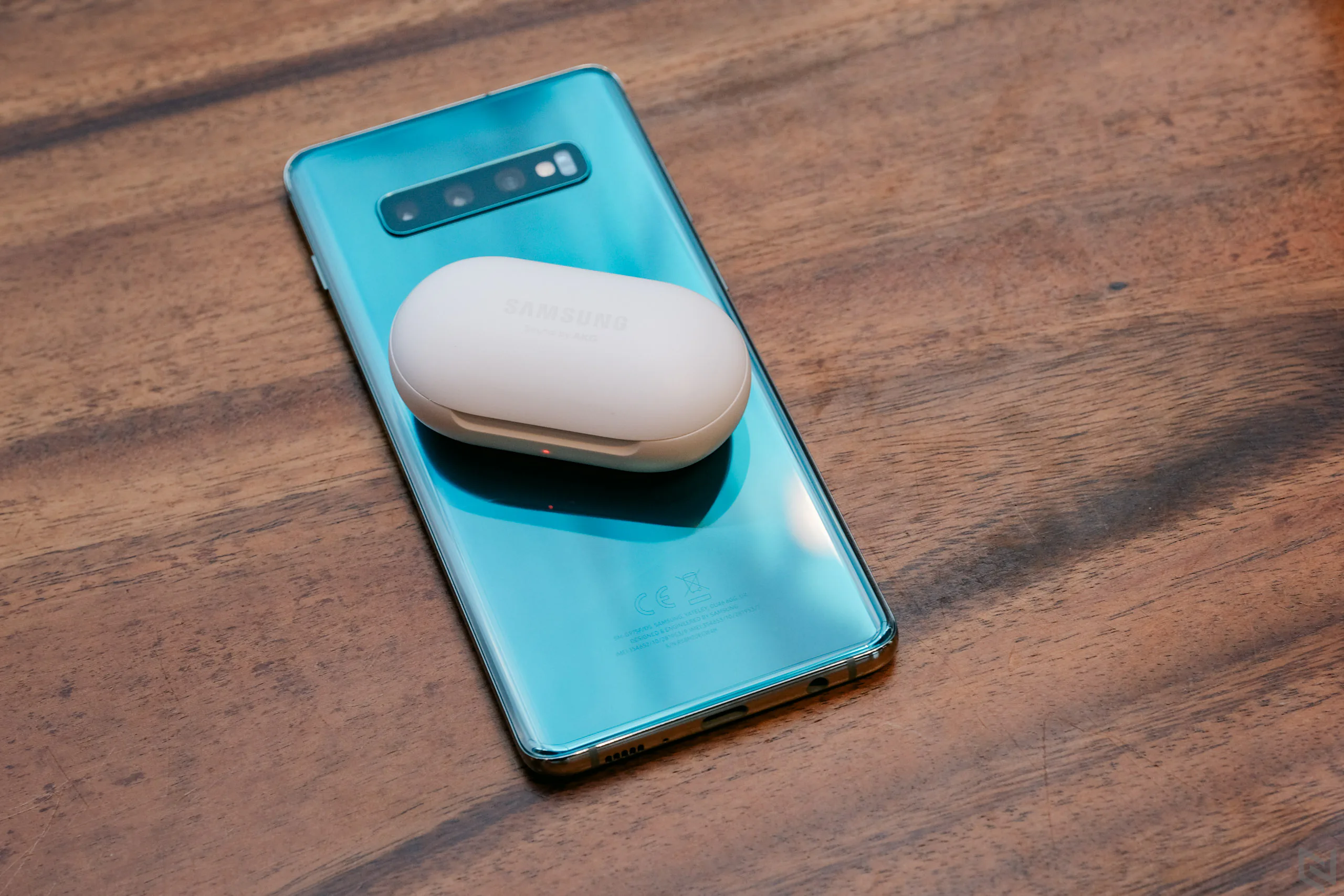 Đừng đợi Note bởi Samsung Galaxy S10 đang quá tuyệt vời