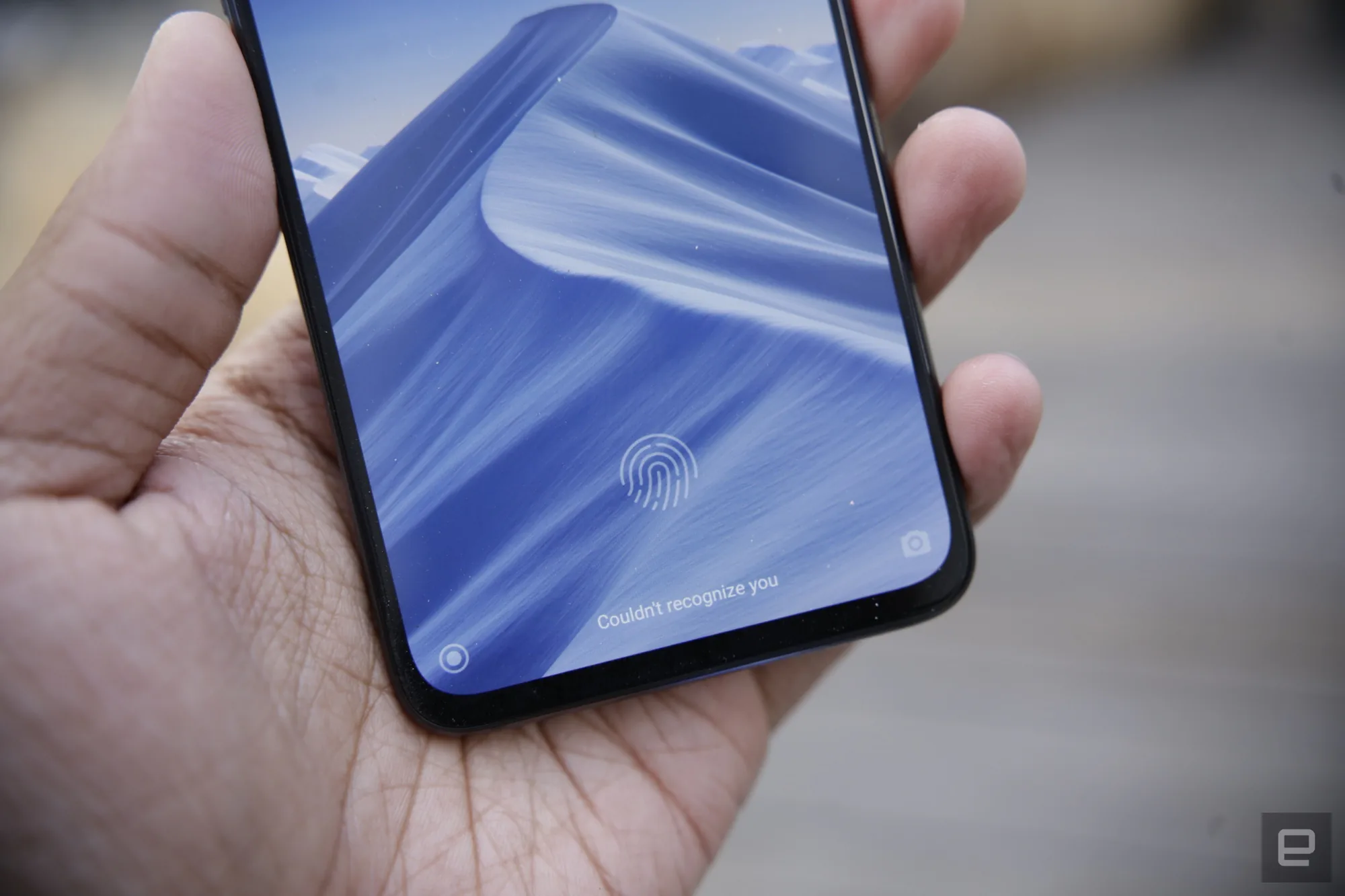 Xiaomi Mi 9 ra mắt, 3 camera sau, camera chính độ phân giải 48MP, sạc nhanh không dây 20W