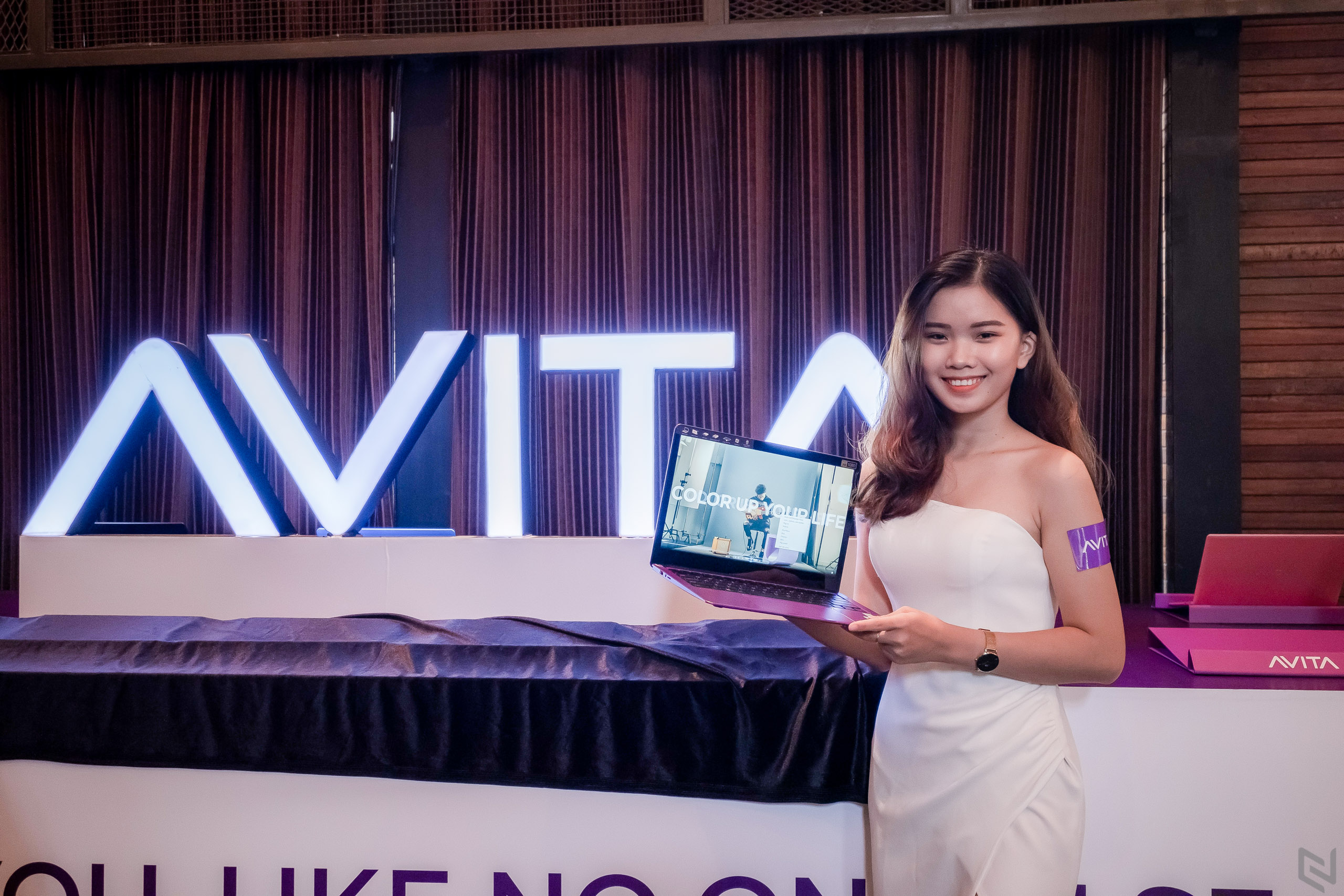 AVITA thương hiệu máy tính phong cách của Mỹ đã đến Việt Nam