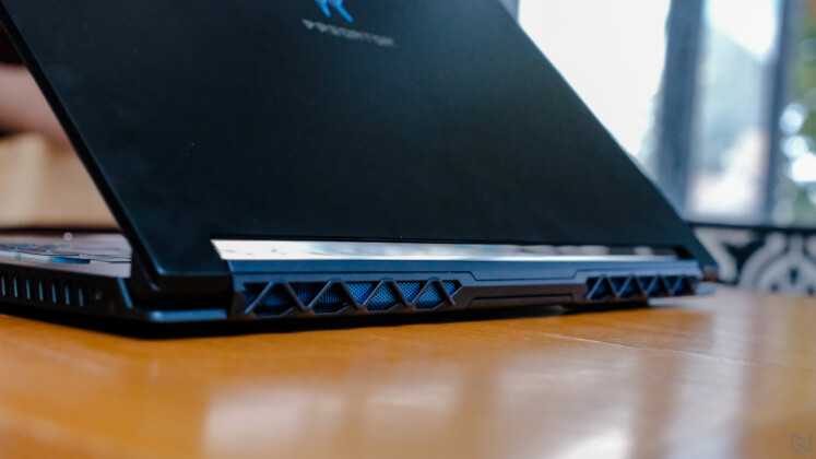 Đánh giá Acer Predator Triton 500: Quái vật hiệu năng trong thân hình nhỏ gọn