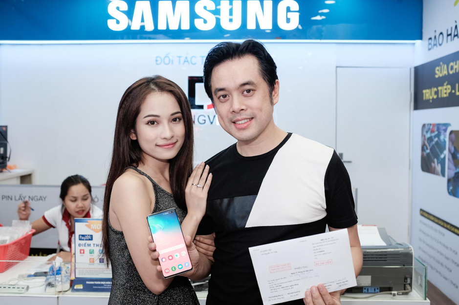 S10|S10+ là dòng Galaxy S bán chạy nhất trong lịch sử của Samsung tại Việt Nam