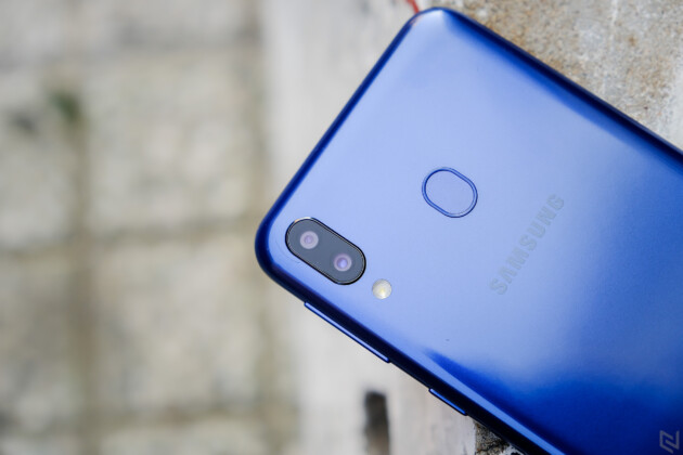 Đánh giá Samsung Galaxy M20: đối đầu smartphone Trung Quốc với màn hình đẹp, thời lượng pin cao liệu có đủ?