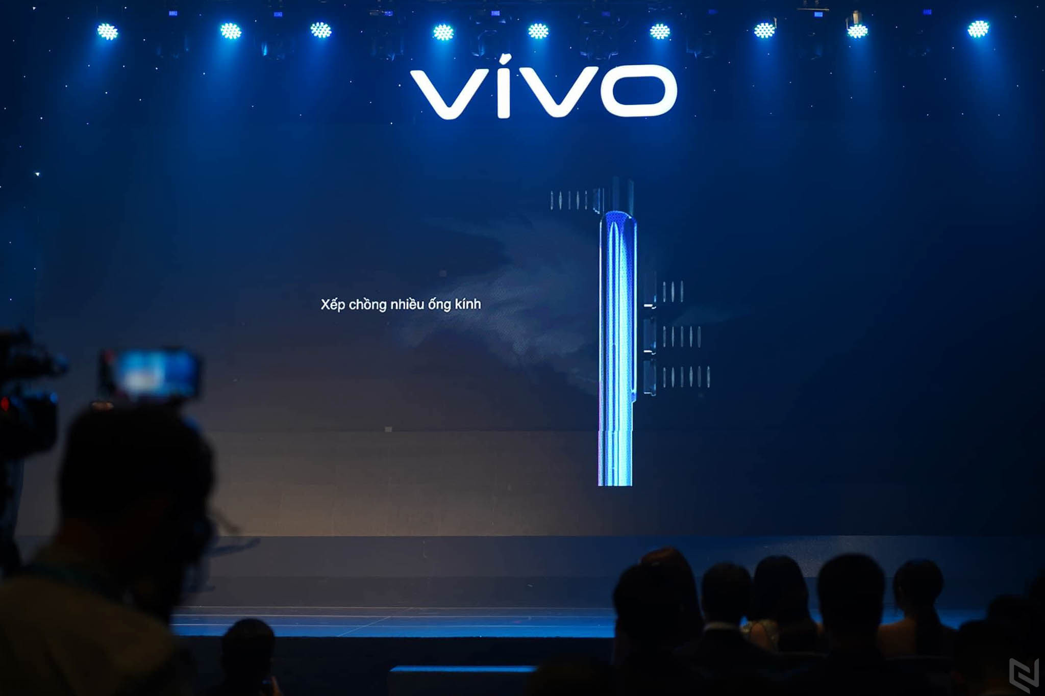Ra mắt Vivo V15 tại Việt Nam với camera trước tàng hình 32MP, màn hình Ultra FullView, giá 7,990,000đ