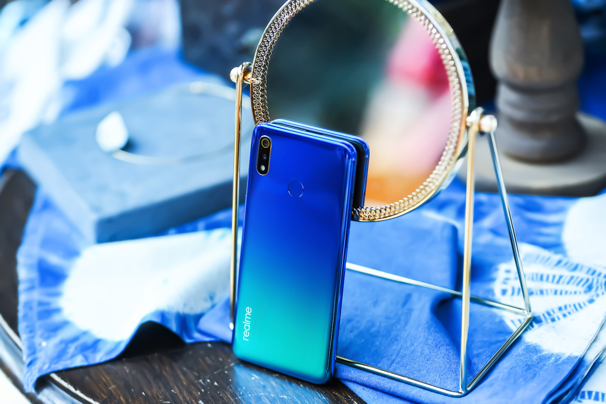 Realme xác nhận sẽ giới thiệu Realme 3 tại Việt Nam vào ngày 4/4/2019