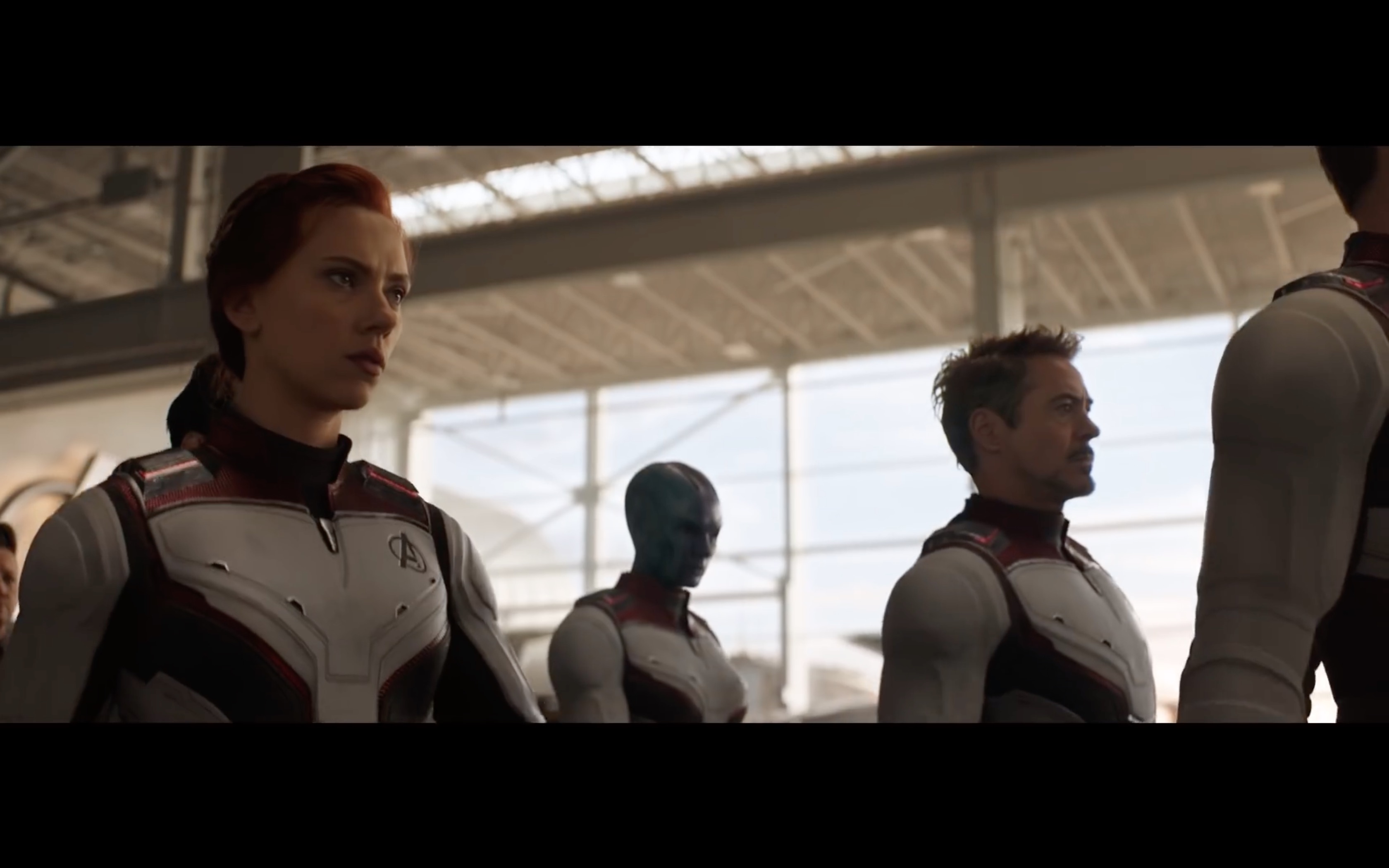 Mời xem trailer mới của 'Avengers: Endgame': Iron Man sống sót trở về Trái Đất
