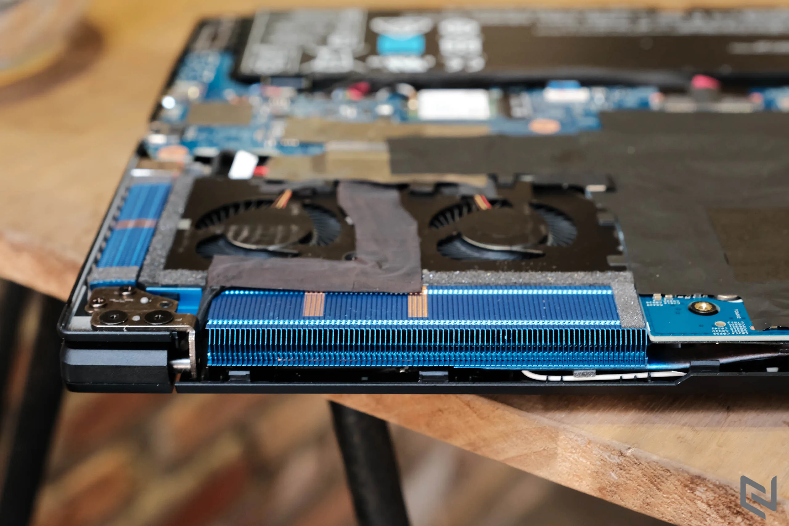 Đánh giá Acer Predator Triton 500: Quái vật hiệu năng trong thân hình nhỏ gọn