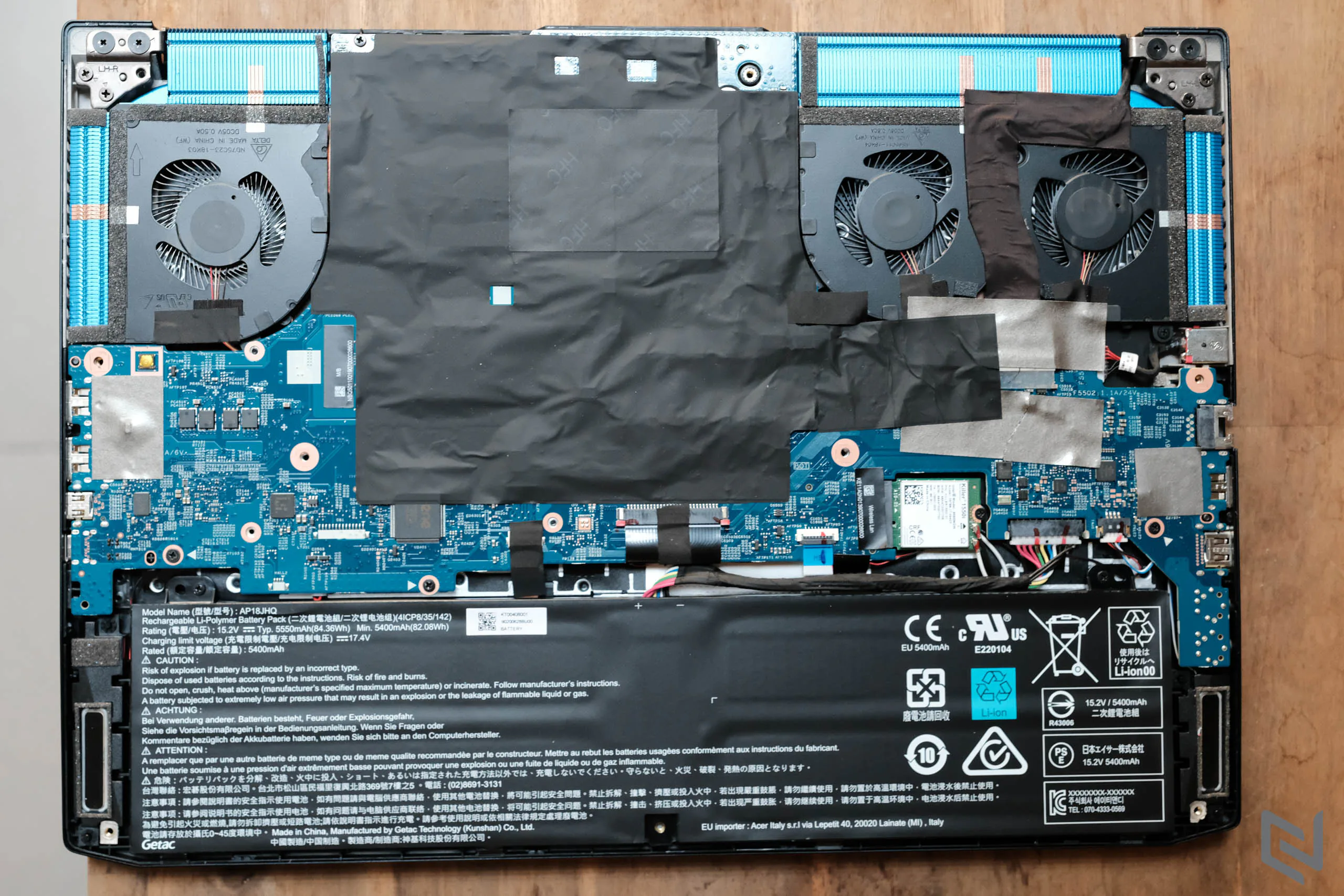 Đánh giá Acer Predator Triton 500: Quái vật hiệu năng trong thân hình nhỏ gọn