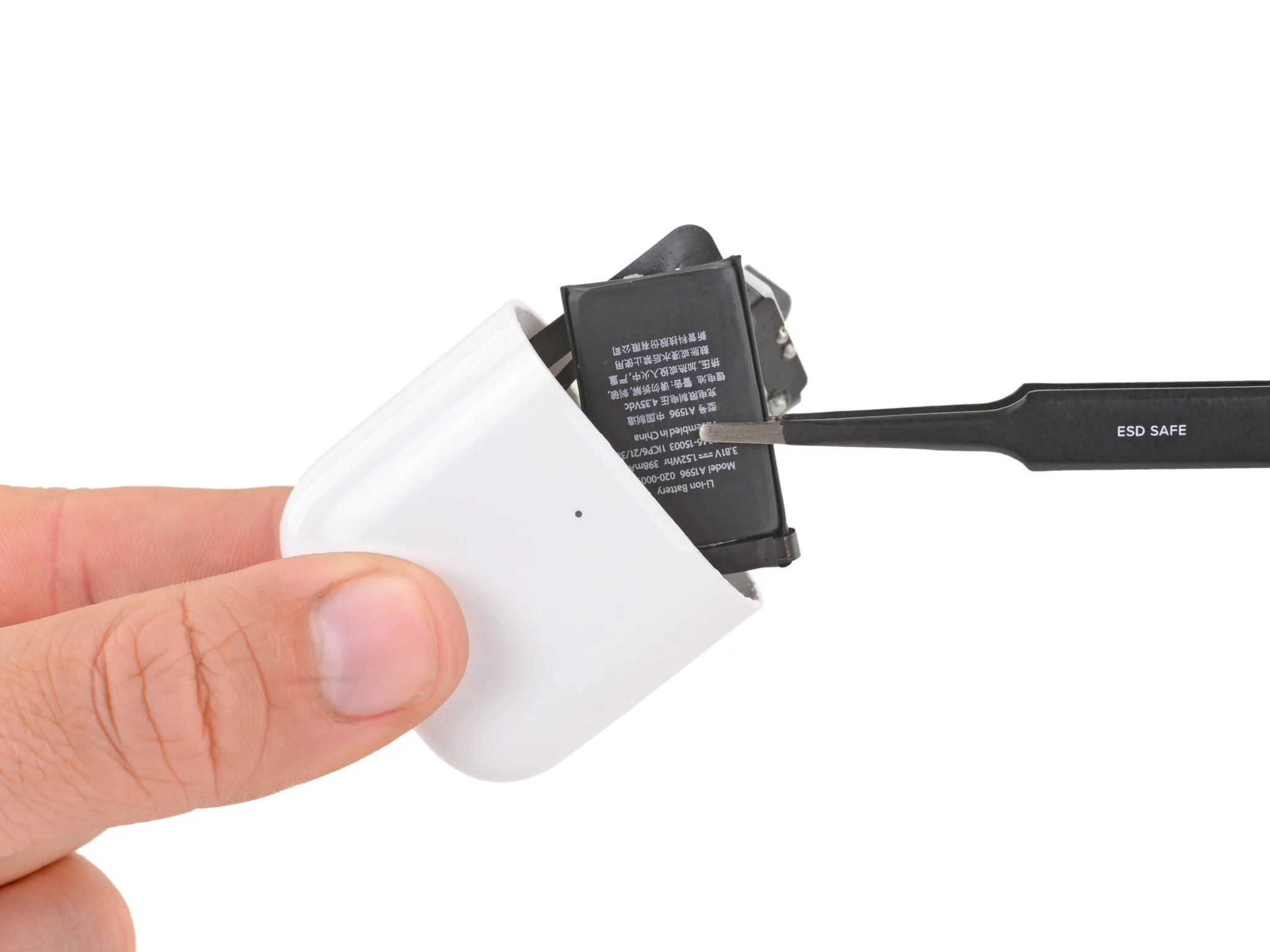 Tháo tung AirPods 2 cùng iFixit, không thể sửa nếu đã hư linh kiện
