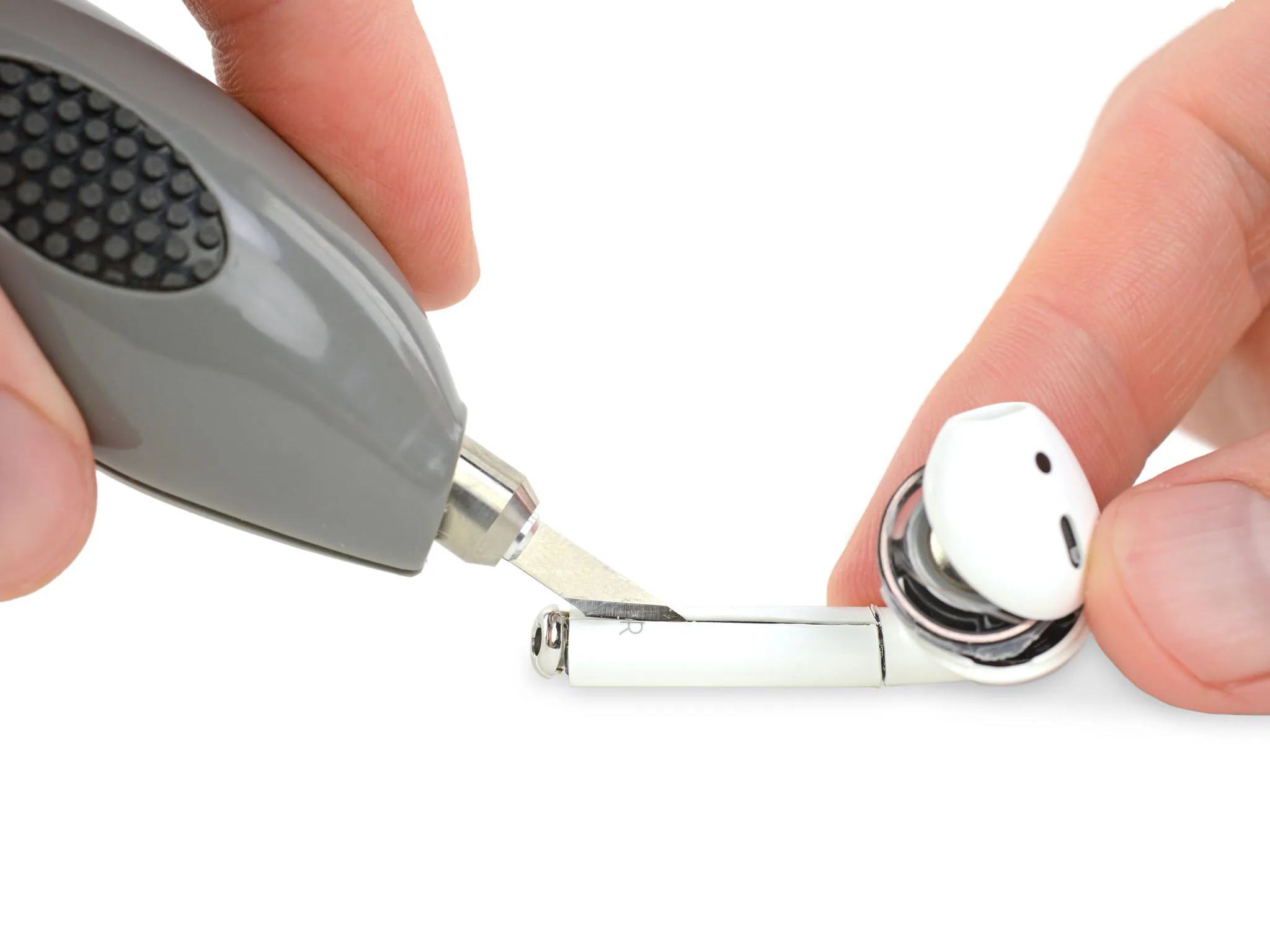 Tháo tung AirPods 2 cùng iFixit, không thể sửa nếu đã hư linh kiện
