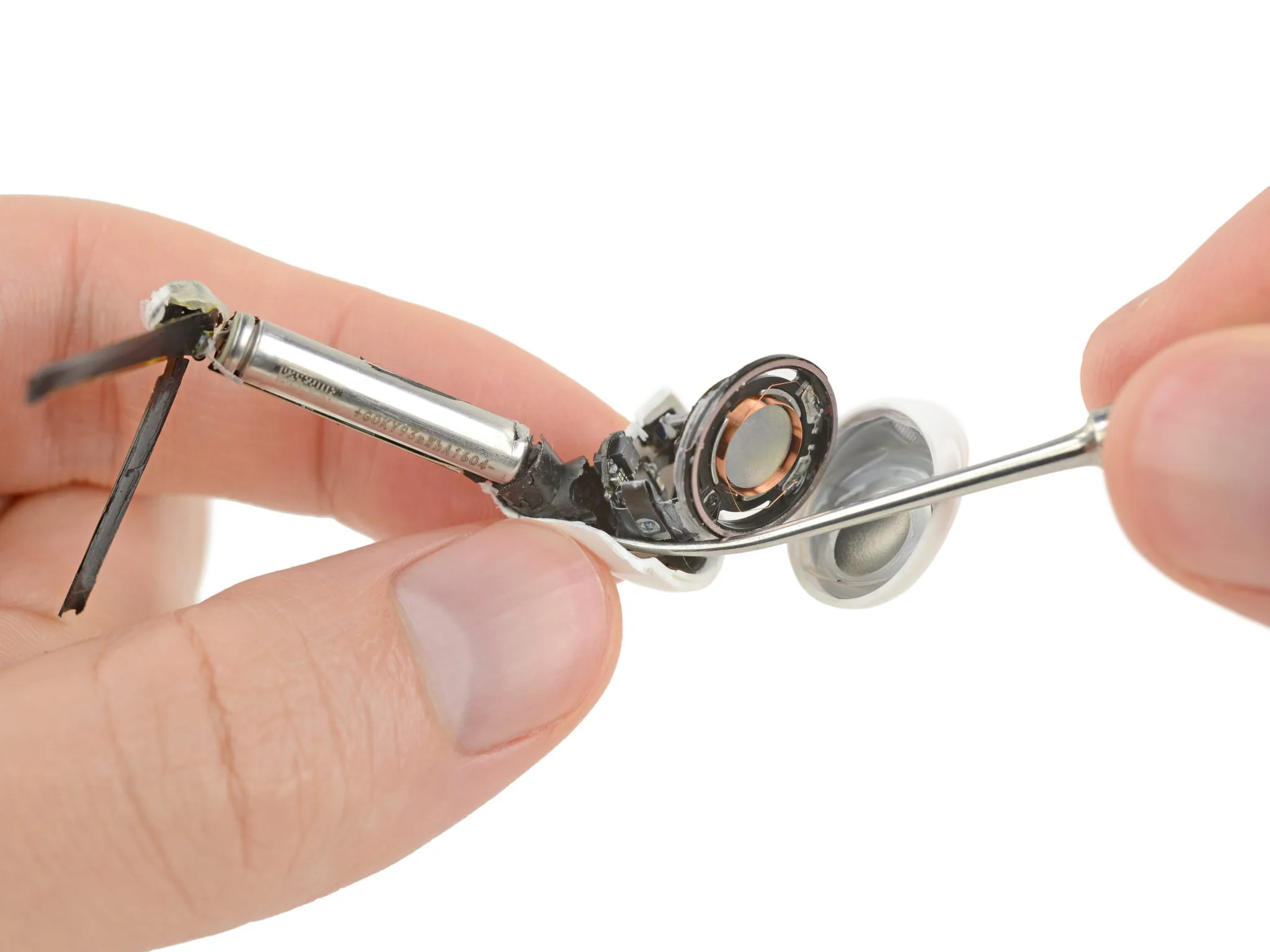 Tháo tung AirPods 2 cùng iFixit, không thể sửa nếu đã hư linh kiện