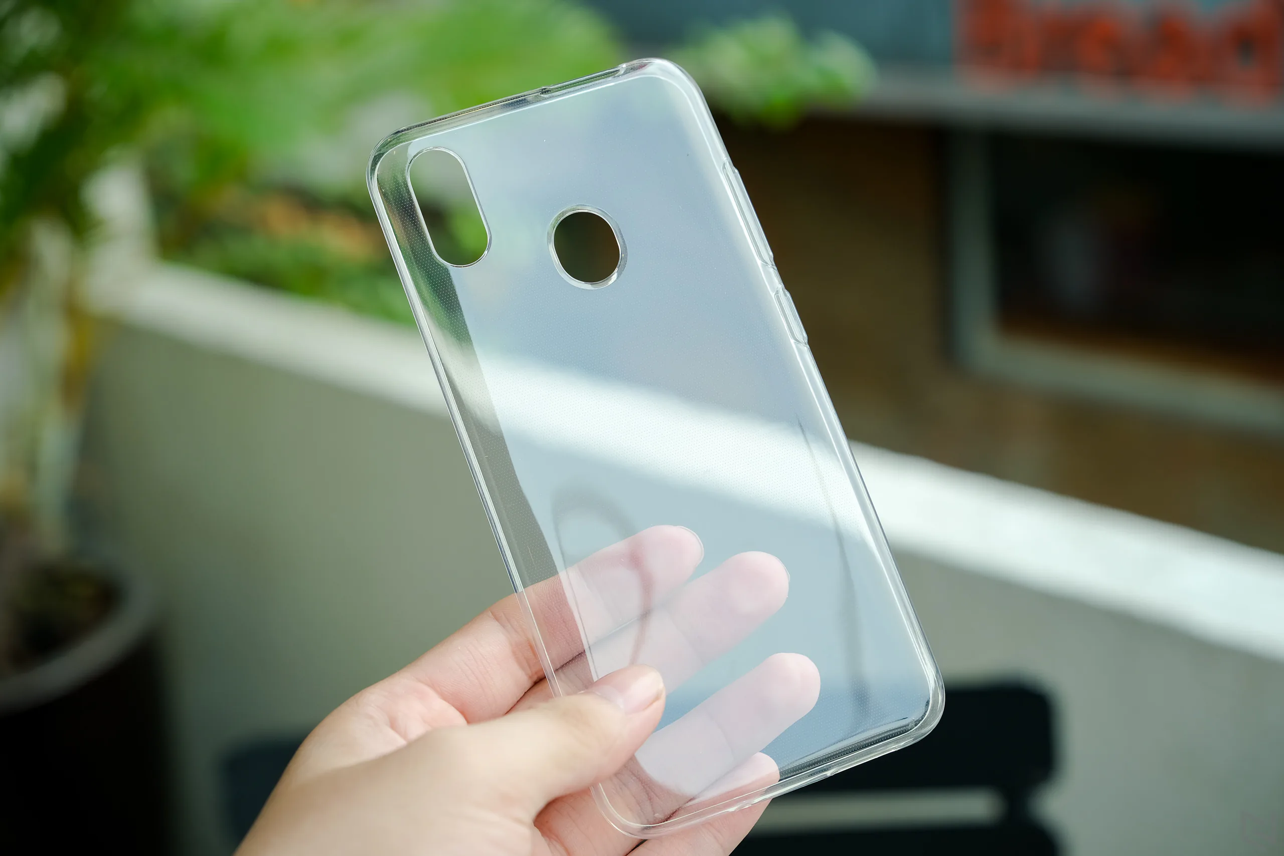 Mở hộp Coolpad N5: thiết kế đẹp mắt, màn hình giọt sương, giá chỉ 2,99 triệu đồng