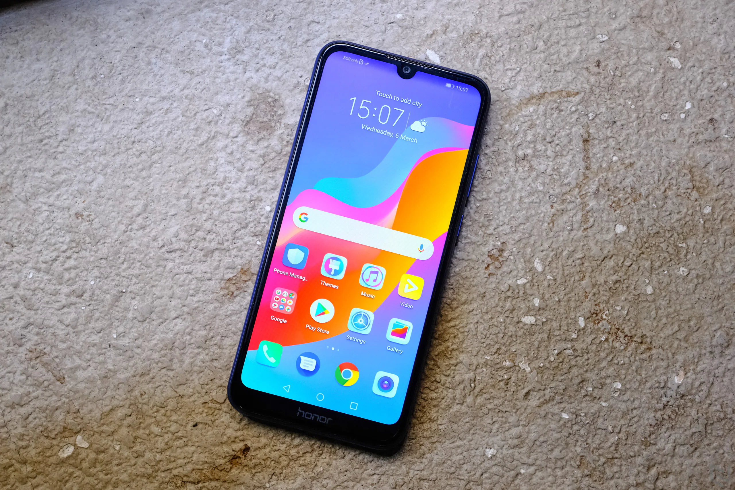 Trên tay và đánh giá nhanh Honor 8A, dưới 3 triệu có màn hình giọt nước, chip 8 nhân, loa ngoài khủng
