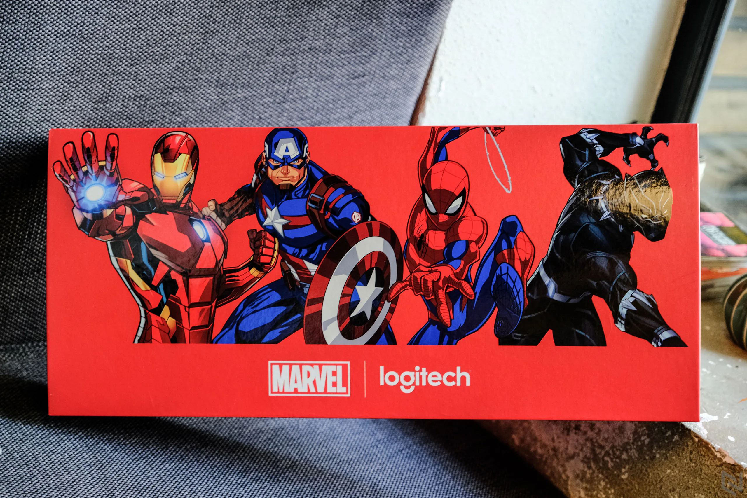 Trên tay bộ chuột siêu anh hùng MARVEL - Logitech M238 nhân dịp Captain Marvel công chiếu