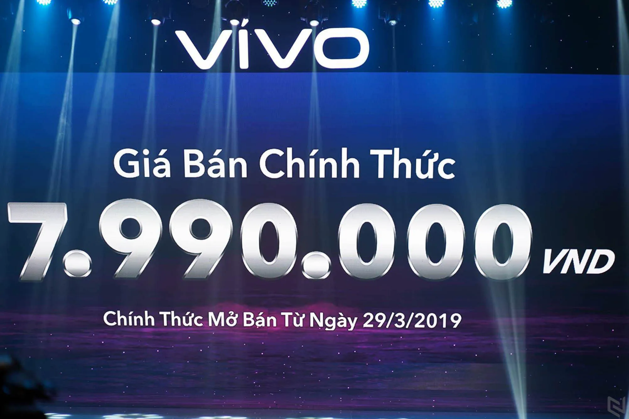 Ra mắt Vivo V15 tại Việt Nam với camera trước tàng hình 32MP, màn hình Ultra FullView, giá 7,990,000đ