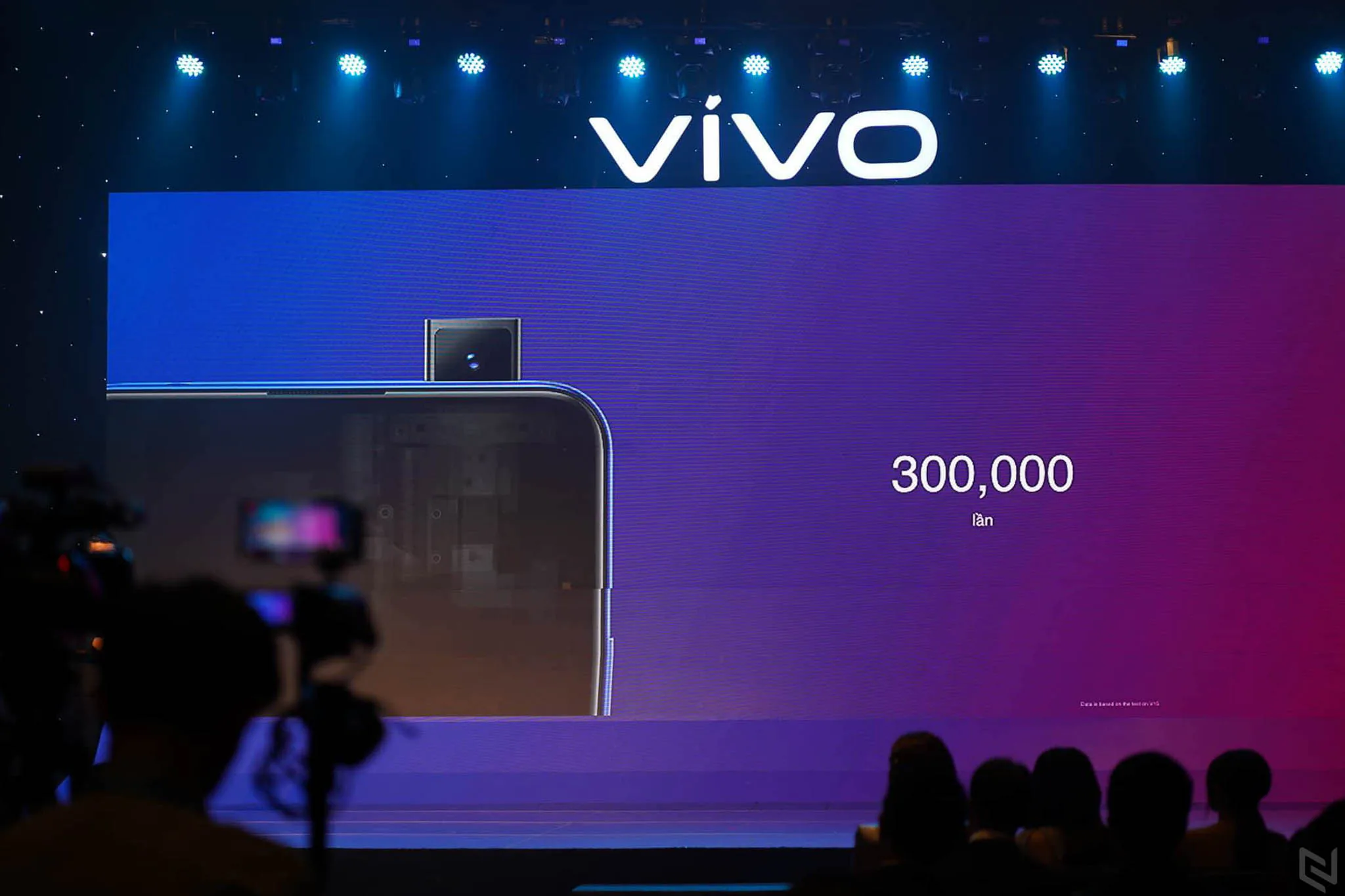 Ra mắt Vivo V15 tại Việt Nam với camera trước tàng hình 32MP, màn hình Ultra FullView, giá 7,990,000đ