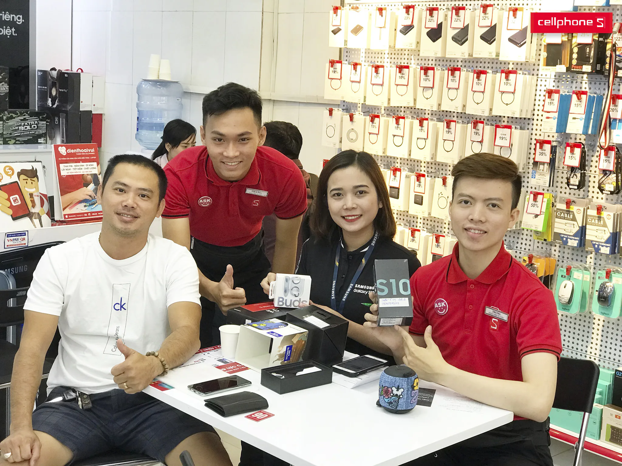 Galaxy S10|S10+ đạt kỉ lục pre-order, chính thức mở bán tại hệ thống CellphoneS từ ngày 8/3