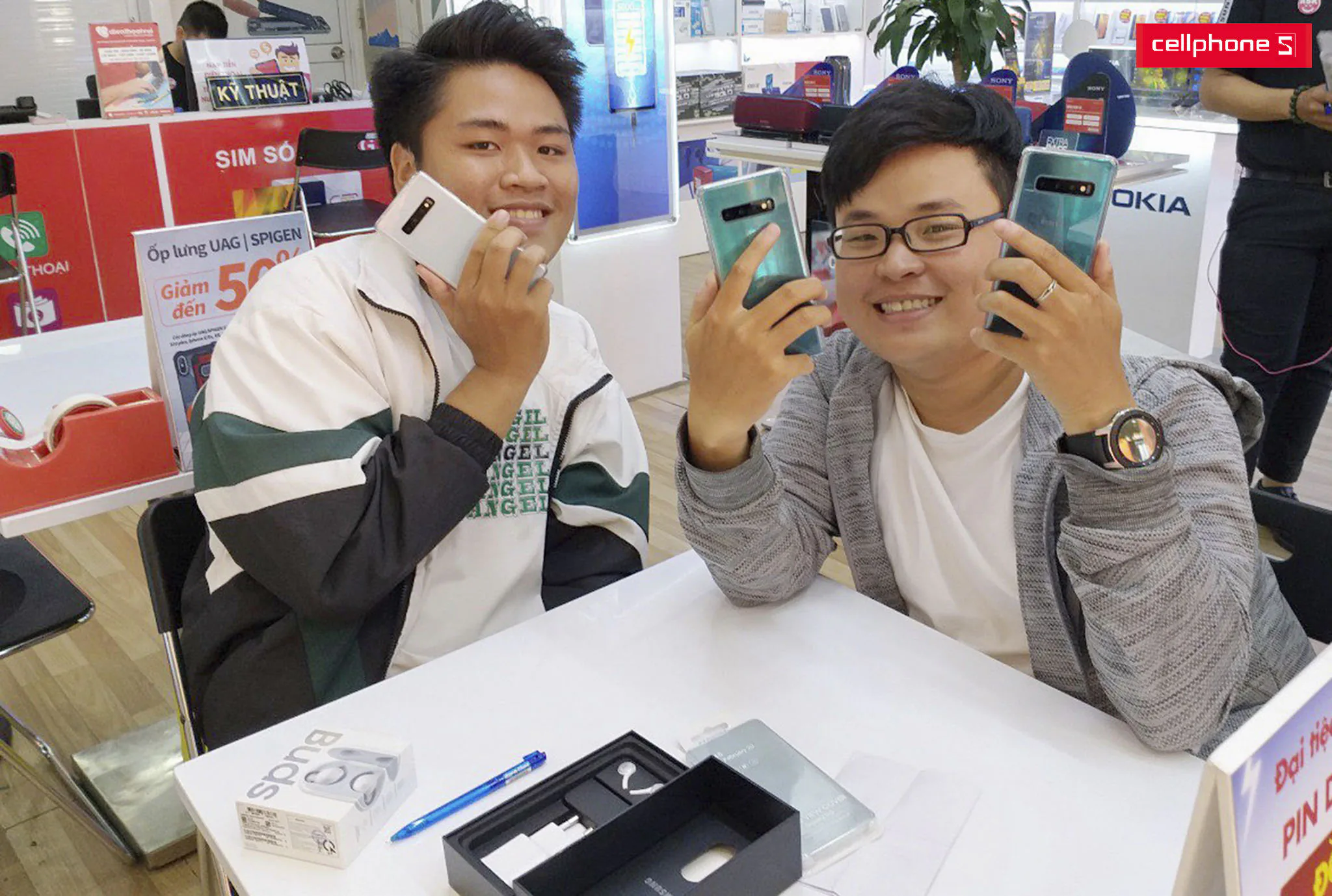 Galaxy S10|S10+ đạt kỉ lục pre-order, chính thức mở bán tại hệ thống CellphoneS từ ngày 8/3